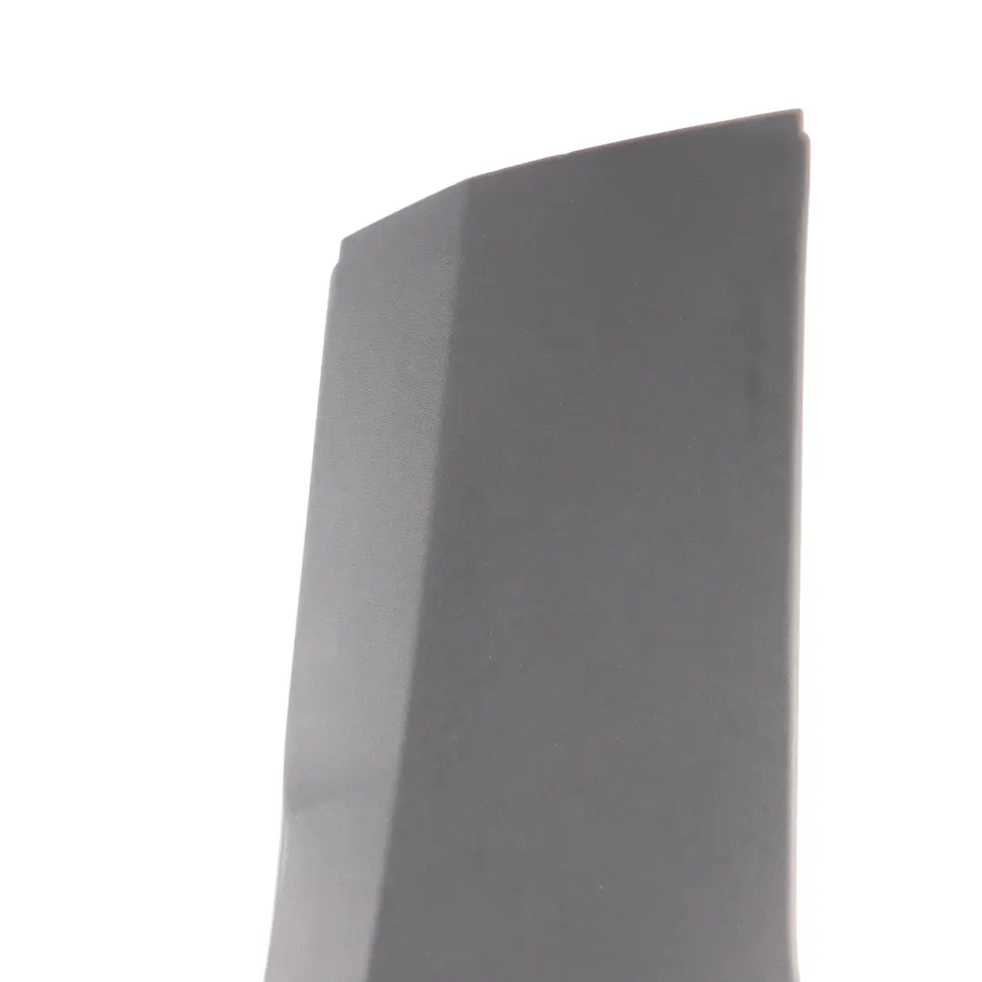 Rivestimento Montante B Anteriore Destro Inferiore Antracite per BMW G32 GT con numero di parte 7445172 BMW G32 GT Rivestimento Montante B Anteriore Destro Inferiore Antracite - SKU 7445172 - Numero di parte 7445172