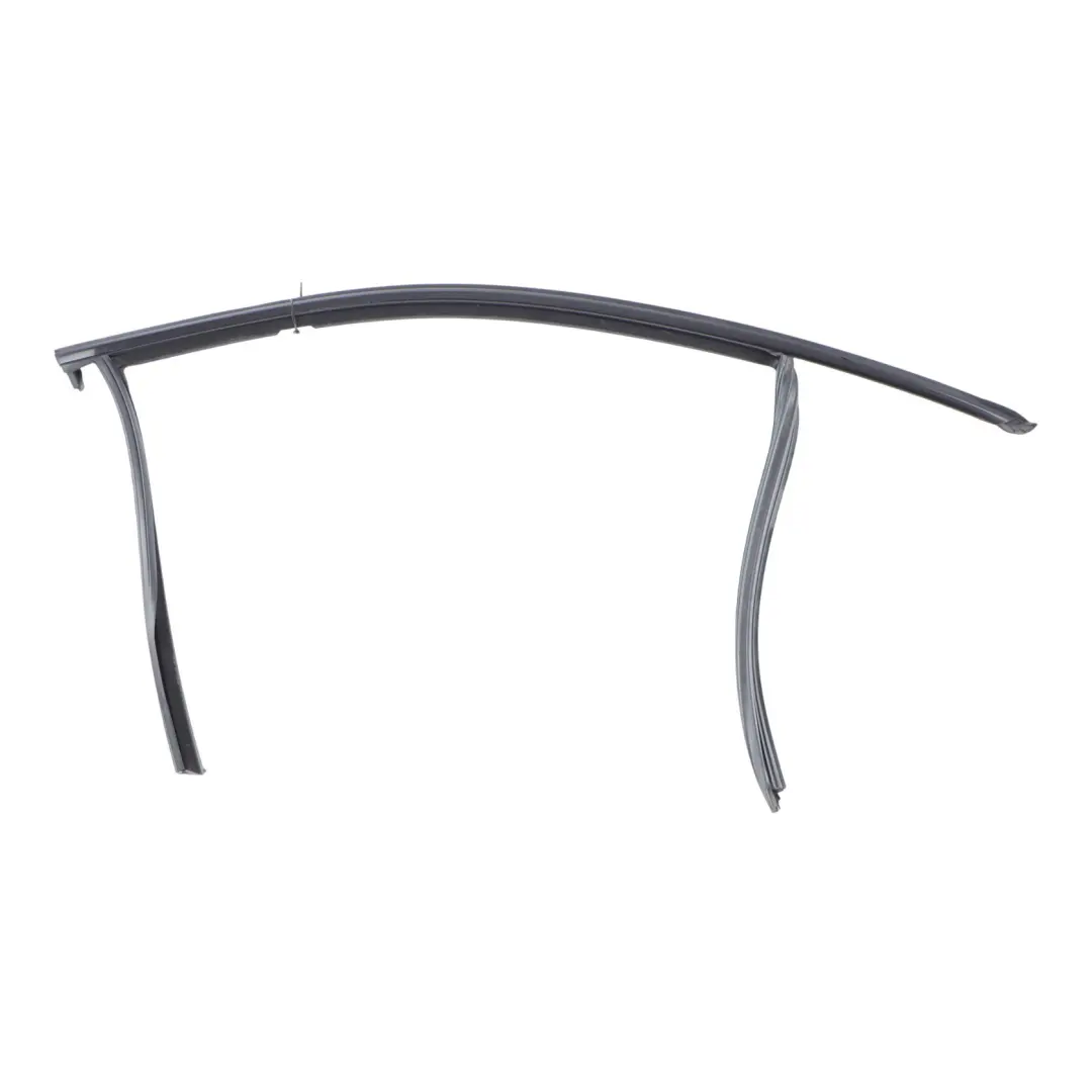 Window Guide Front Door Right O/S Outside Seal Moulding to BMW F40 with Part number 7452348 BMW F40 Window Guide Front Door Right O/S Outside Seal Moulding - SKU 7452348 - Part number 7452348