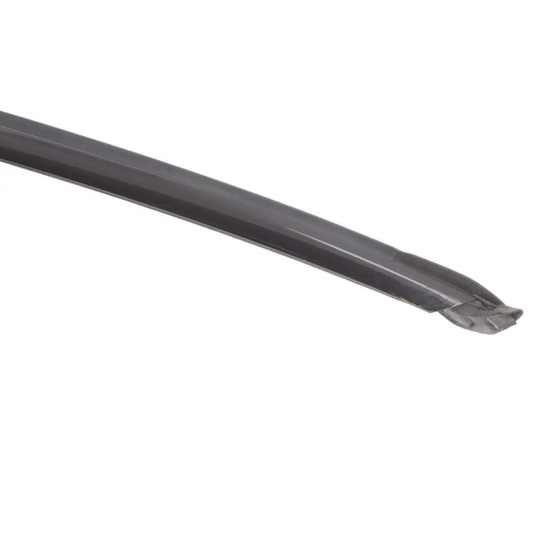 Window Guide Front Door Right O/S Outside Seal Moulding to BMW F40 with Part number 7452348 BMW F40 Window Guide Front Door Right O/S Outside Seal Moulding - SKU 7452348 - Part number 7452348