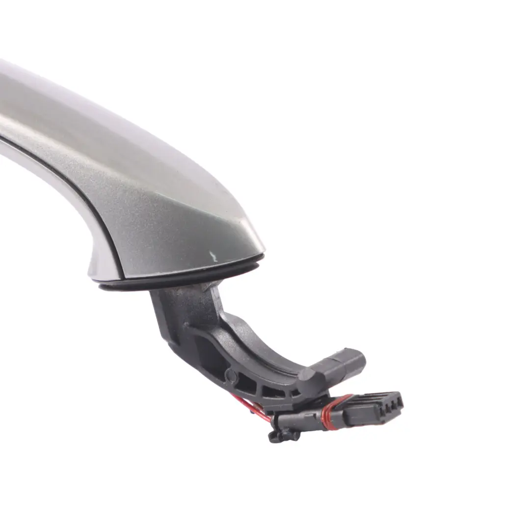 Poignée porte BMW X3 G01 X4 G02 Extérieur Arrière Gauche Donington Grey C28 pour à propos du numéro de pièce 7470533 Poignée porte BMW X3 G01 X4 G02 Extérieur Arrière Gauche Donington Grey C28 - SKU 7470533-DOM - Numéro de pièce 7470533