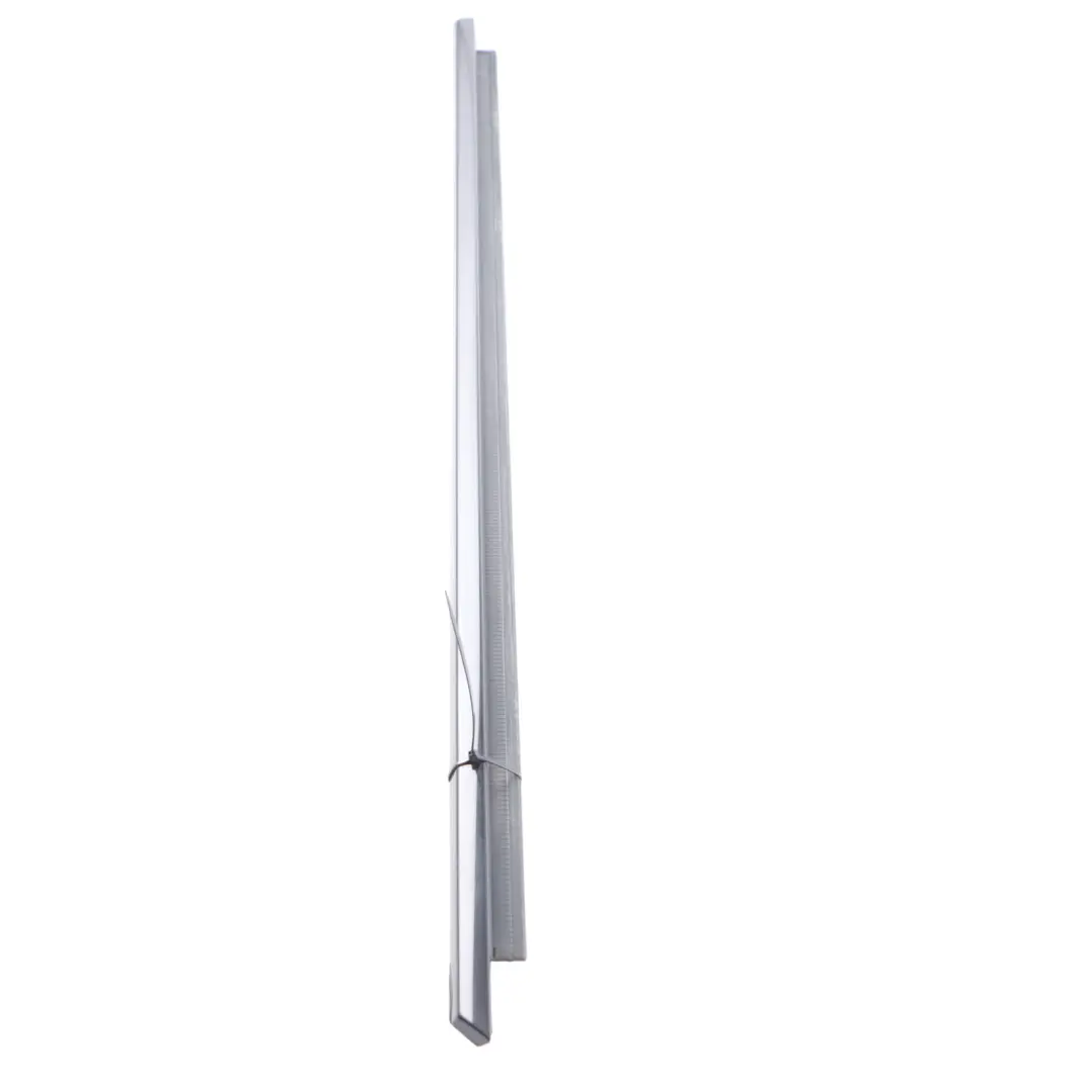 Baguette Joint Porte Shadow Line Avant Gauche Brillant pour BMW F40 à propos du numéro de pièce 7473997 BMW F40 Baguette Joint Porte Shadow Line Avant Gauche Brillant - SKU 7473997 - Numéro de pièce 7473997