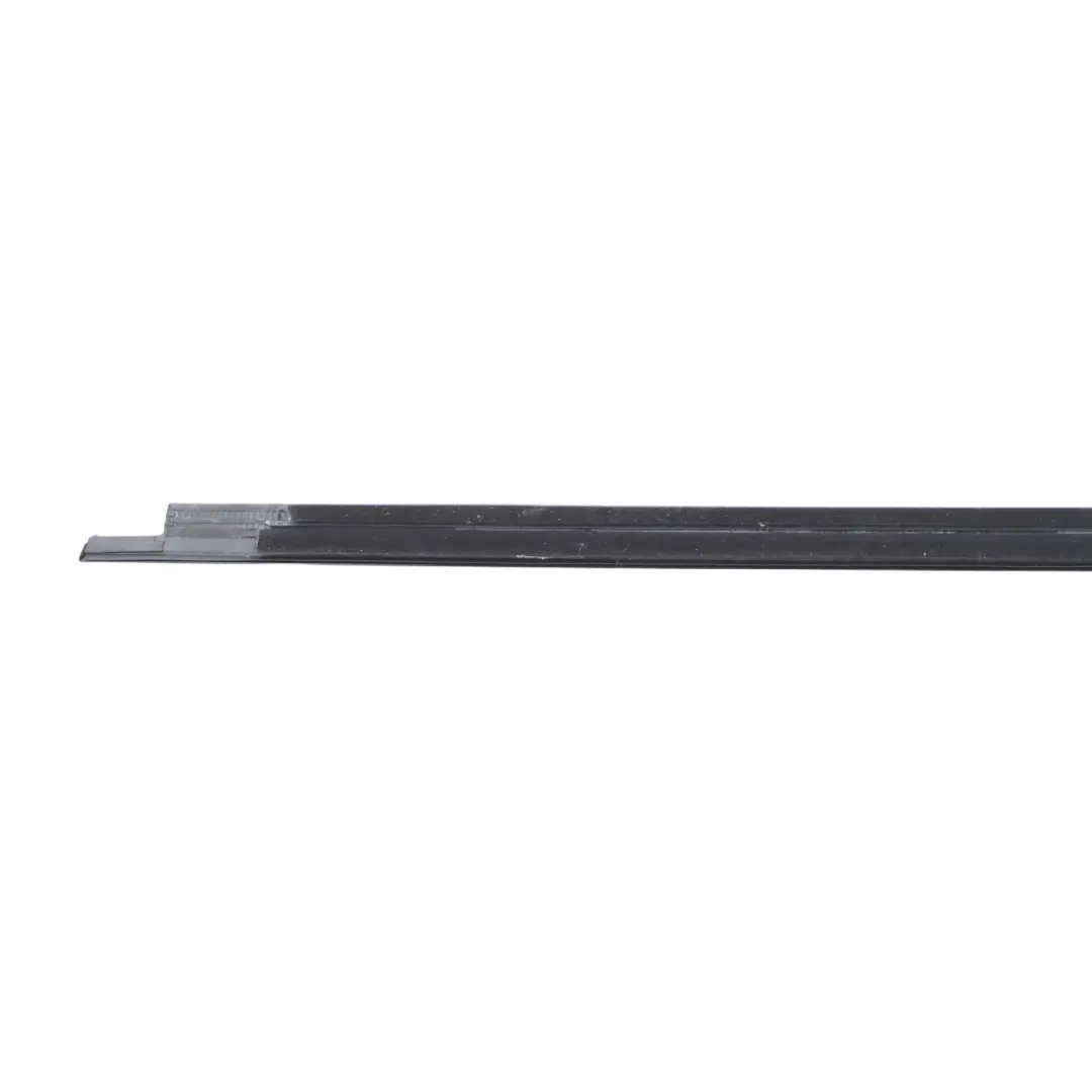 BMW F40 Ligne D'Ombre Cache De Porte Avant Droite Moulure Extérieure - SKU 7473998 - Numéro de pièce 7473998
