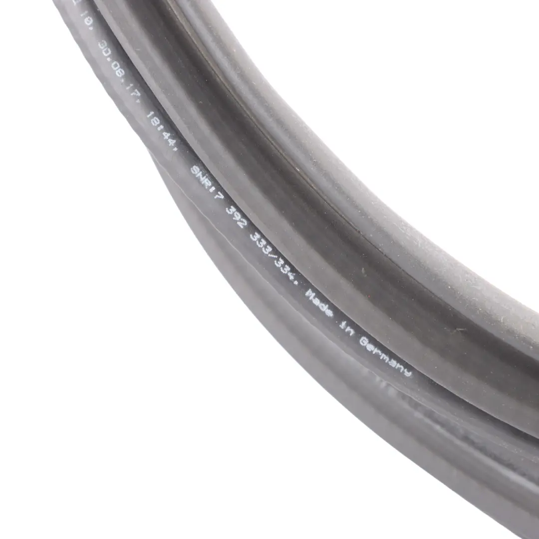 BMW G32 GT Front Door Seal Front Right O/S Protection Gasket Rubber - SKU 7475704 - Part number 7475704