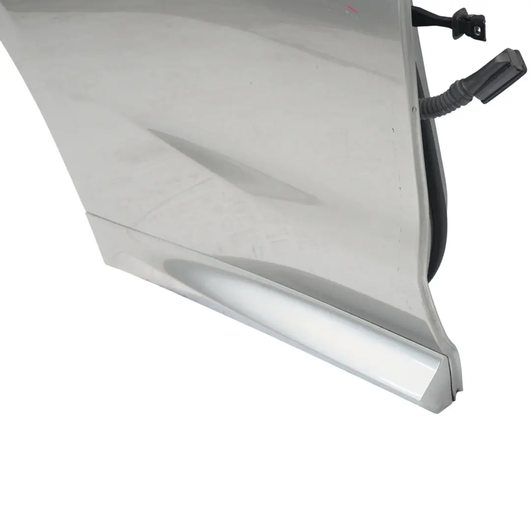 Puerta Trasera Derecha Donington Grey Metallic - C28 para BMW X4 G02 F98 con número de pieza 7478344 BMW X4 G02 F98 Puerta Trasera Derecha Donington Grey Metallic - C28 - SKU 7478344-DOM - Número de pieza 7478344