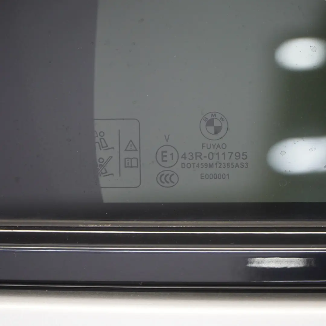 Arrière Droite Donington Grey Metallic - C28 pour BMW X4 G02 F98 Porte à propos du numéro de pièce 7478344 BMW X4 G02 F98 Porte Arrière Droite Donington Grey Metallic - C28 - SKU 7478344-DOM - Numéro de pièce 7478344