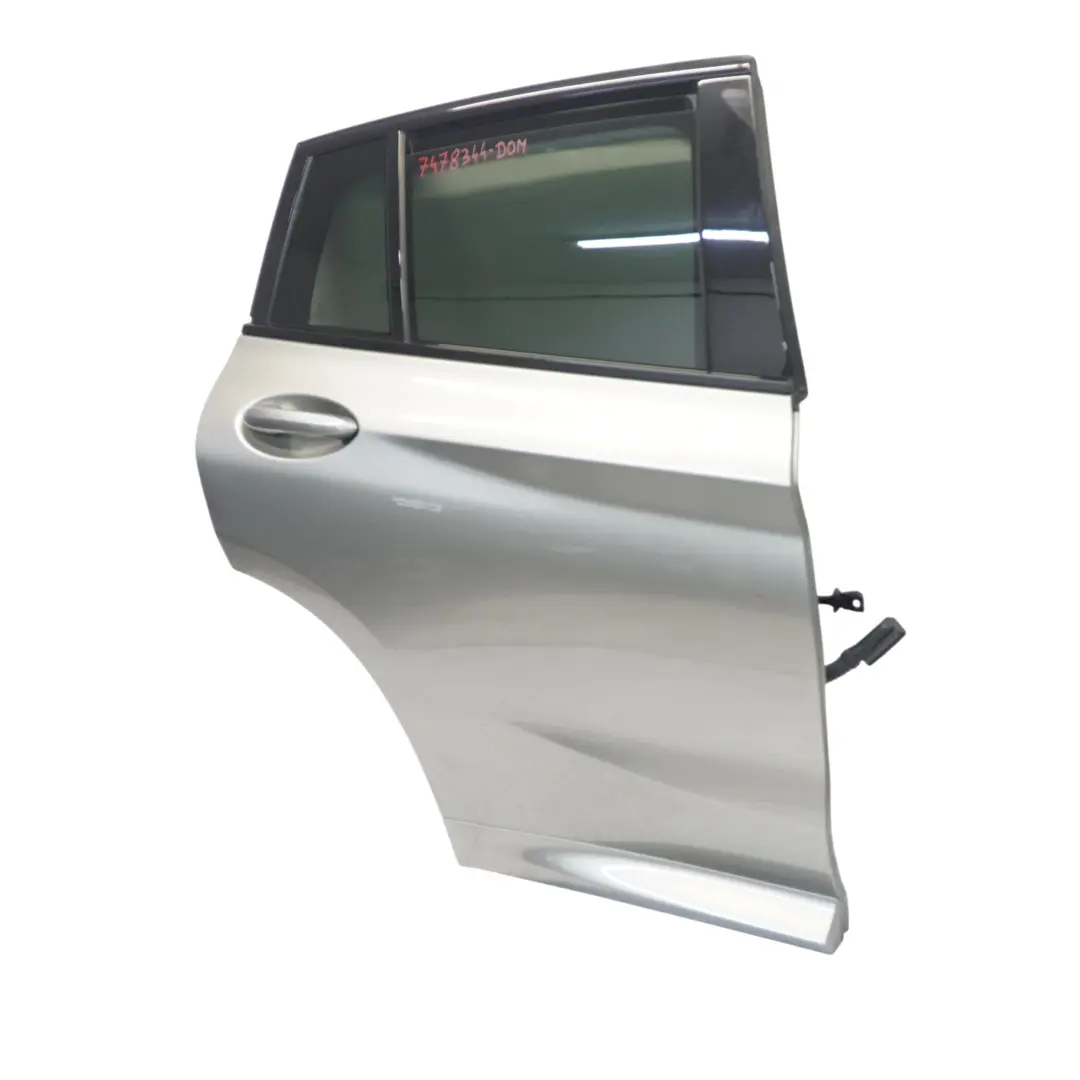 Puerta Trasera Derecha Donington Grey Metallic - C28 para BMW X4 G02 F98 con número de pieza 7478344 BMW X4 G02 F98 Puerta Trasera Derecha Donington Grey Metallic - C28 - SKU 7478344-DOM - Número de pieza 7478344