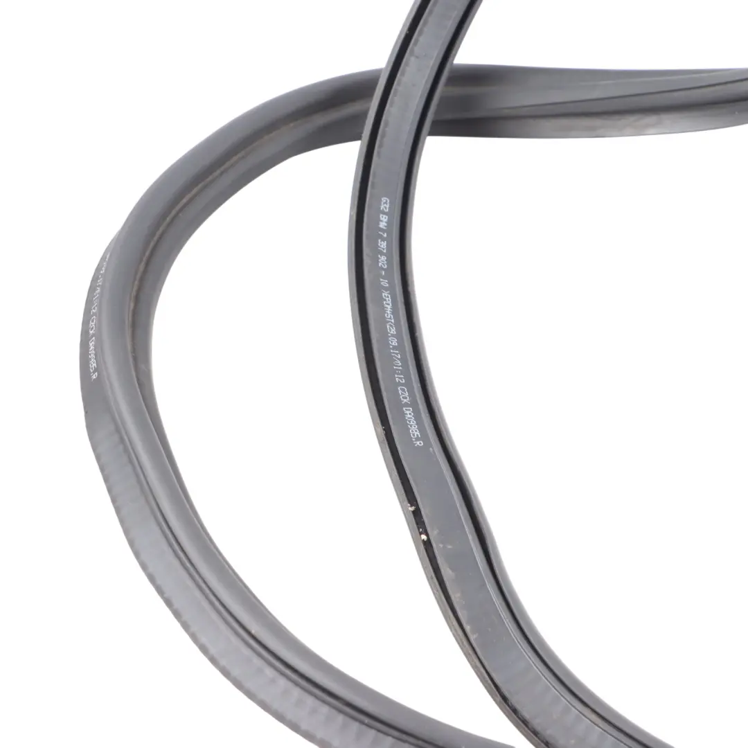 Boot Seal Trunk Lid Sealing Rear Tailgate Gasket to BMW 6 G32 GT with Part number 7491282 BMW 6 G32 GT Boot Seal Trunk Lid Sealing Rear Tailgate Gasket - SKU 7491282 - Part number 7491282