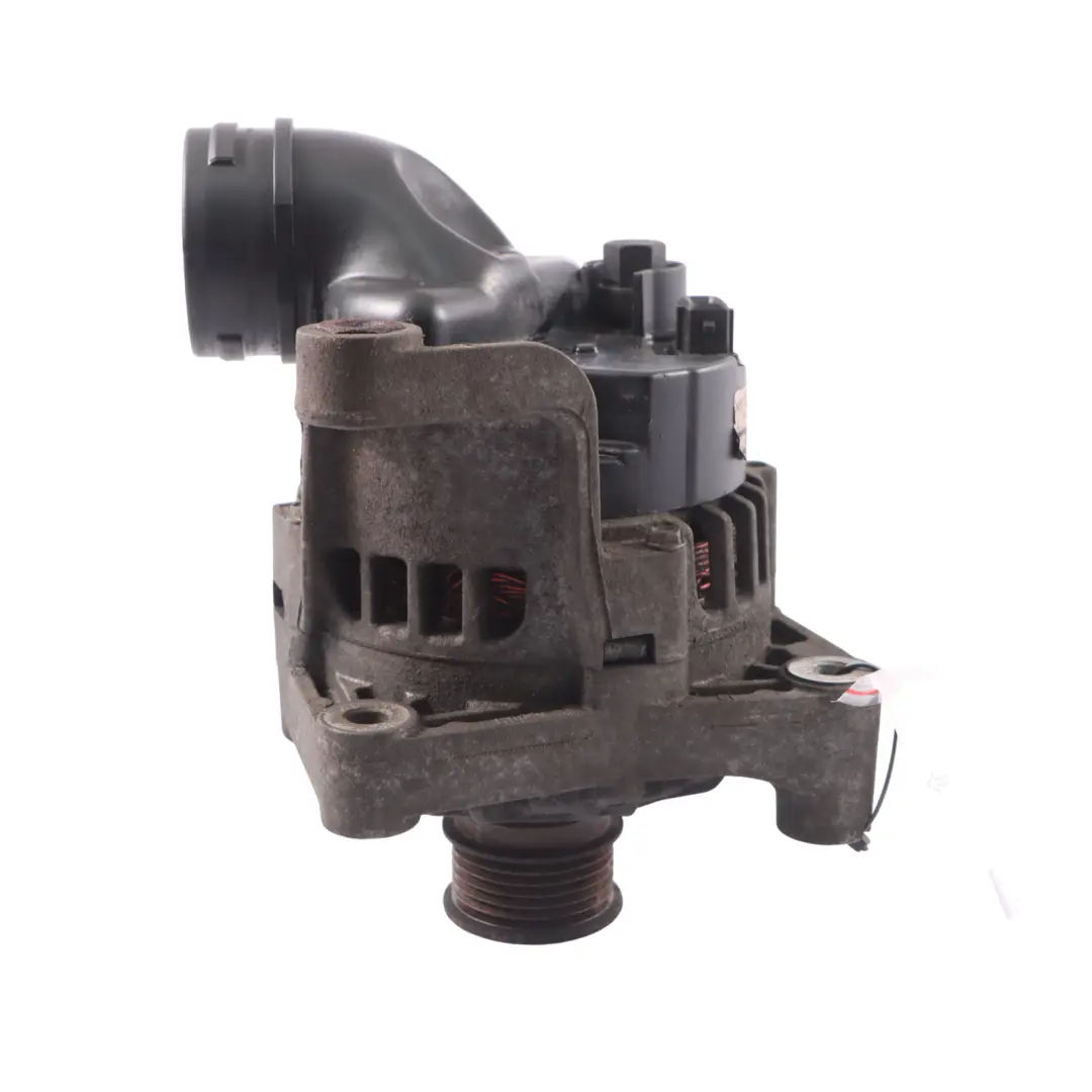 M54 Alternatore Generatore 90A 14V Valeo per BMW E39 X5 E53 3.0i con numero di parte 7501592 BMW E39 X5 E53 3.0i M54 Alternatore Generatore 90A 14V Valeo - SKU 7501592 - Numero di parte 7501592