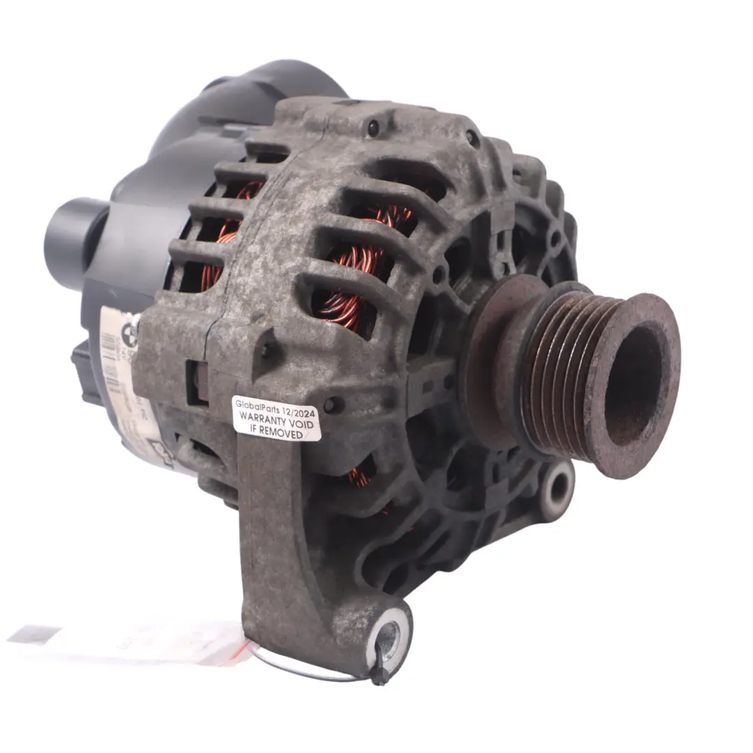 M54 Alternator 90A 14V Valeo do BMW E39 X5 E53 3.0i o numerze 7501592 BMW E39 X5 E53 3.0i M54 Alternator 90A 14V Valeo - SKU 7501592 - Numer Części 7501592