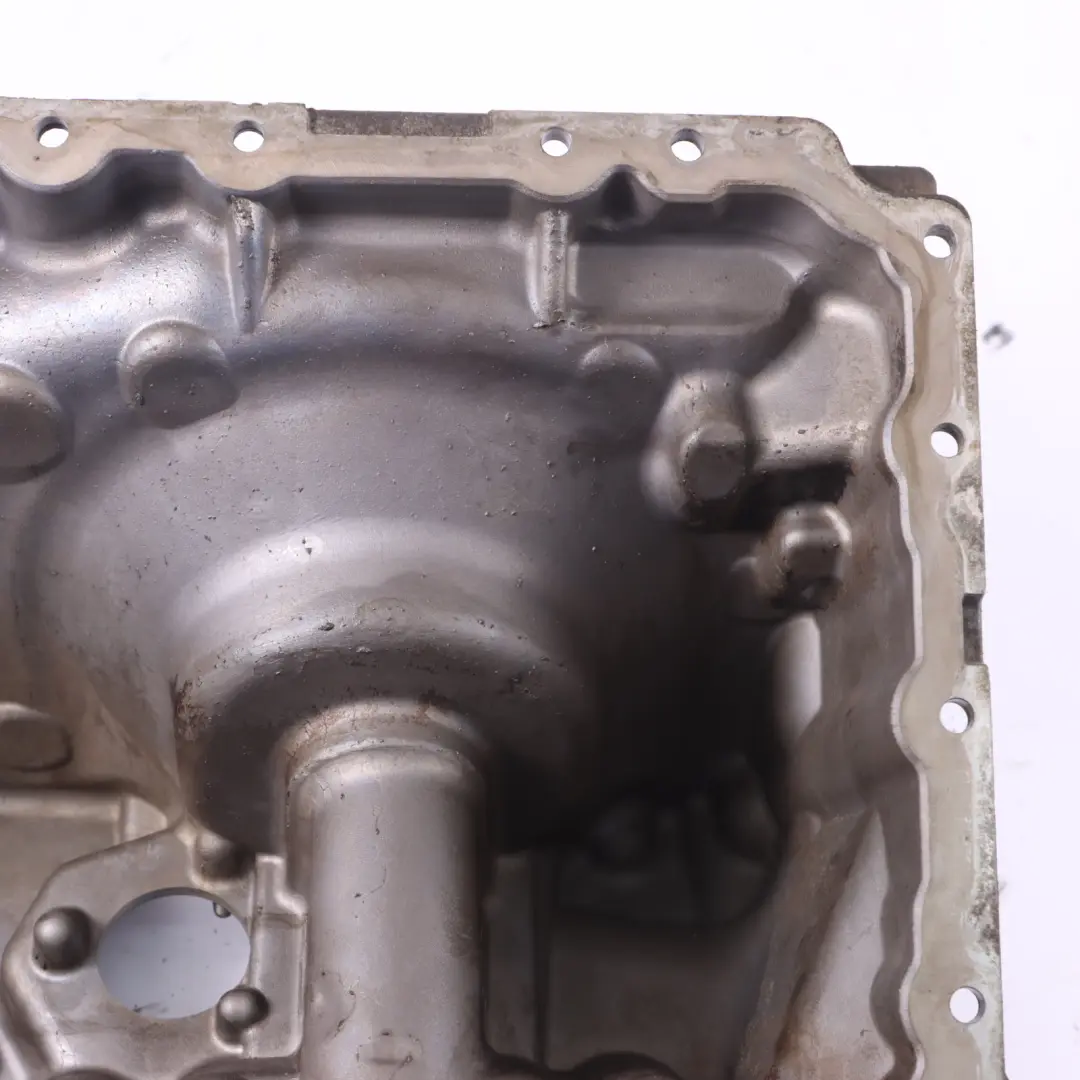 BMW X5 F15 X6 F16 N20 Engine Petrol Oil Sump Pan - SKU 7637608 - Part number 7637608