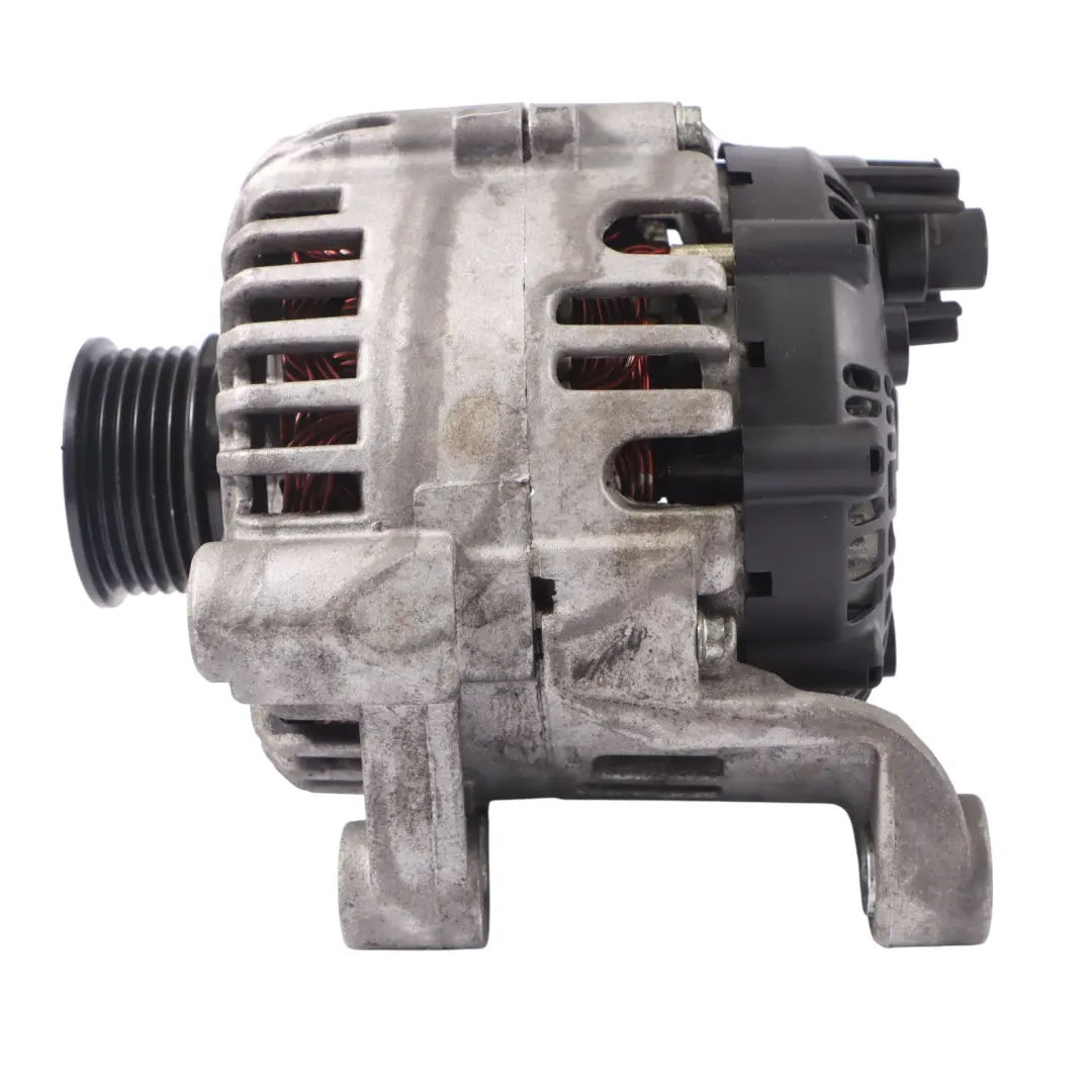 M57N2 Alternatore Generatore Diesel 150A per BMW X3 X5 E53 E83 con numero di parte 7797661 BMW X3 X5 E53 E83 M57N2 Alternatore Generatore Diesel 150A - SKU 7797661-3 - Numero di parte 7797661