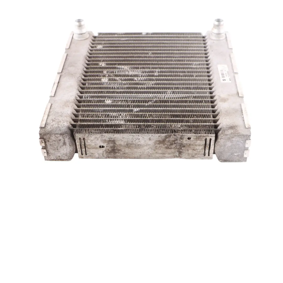 Radiatore Acqua Ausiliario Supplementare per BMW F06 con numero di parte 7806190 BMW F06 Radiatore Acqua Ausiliario Supplementare - SKU 7806190 - Numero di parte 7806190