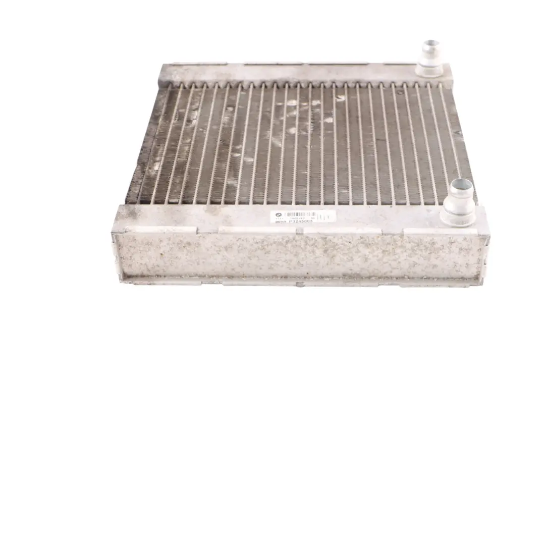 Adicional Refrigerador Auxiliar Radiador Agua para BMW F06 con número de pieza 7806190 BMW F06 Adicional Refrigerador Auxiliar Radiador Agua - SKU 7806190 - Número de pieza 7806190