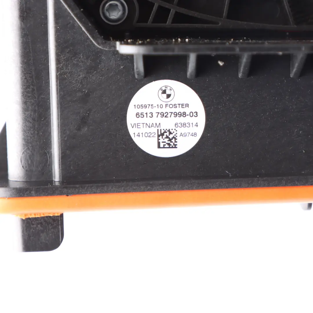 Tweeter Altoparlante Subwoofer Centrale Bassi Destro per Mini F54 con numero di parte 7927998 Mini F54 Tweeter Altoparlante Subwoofer Centrale Bassi Destro - SKU 7927998 - Numero di parte 7927998