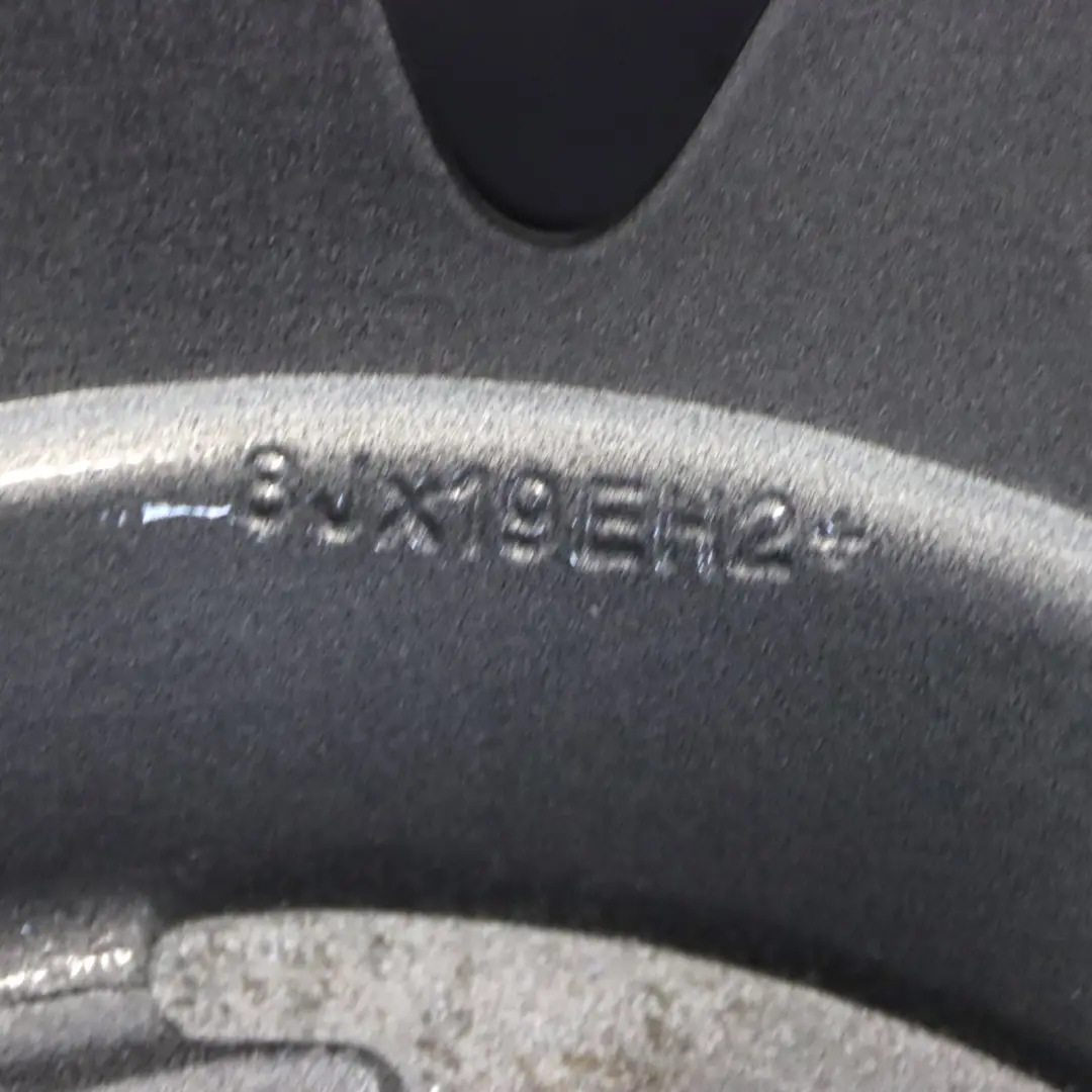 Grau Alufelge Vorne 19" M Doppelspeiche 225 8J ET:37 für BMW E90 E91 E92 mit Teilenummer 8037141 BMW E90 E91 E92 Grau Alufelge Vorne 19" M Doppelspeiche 225 8J ET:37 - SKU 8037141-7 - Teilenummer 8037141