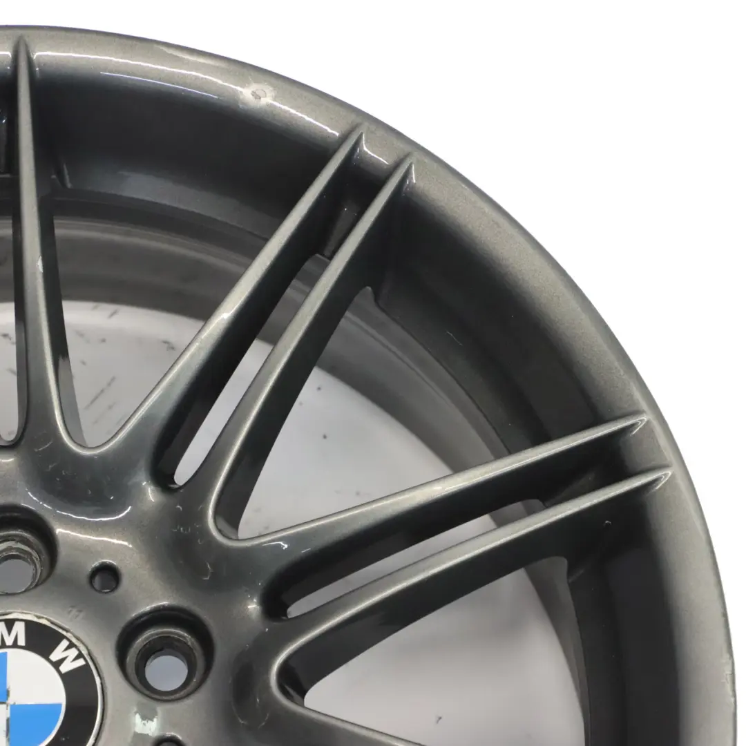 Grau Alufelge Vorne 19" M Doppelspeiche 225 8J ET:37 für BMW E90 E91 E92 mit Teilenummer 8037141 BMW E90 E91 E92 Grau Alufelge Vorne 19" M Doppelspeiche 225 8J ET:37 - SKU 8037141-7 - Teilenummer 8037141