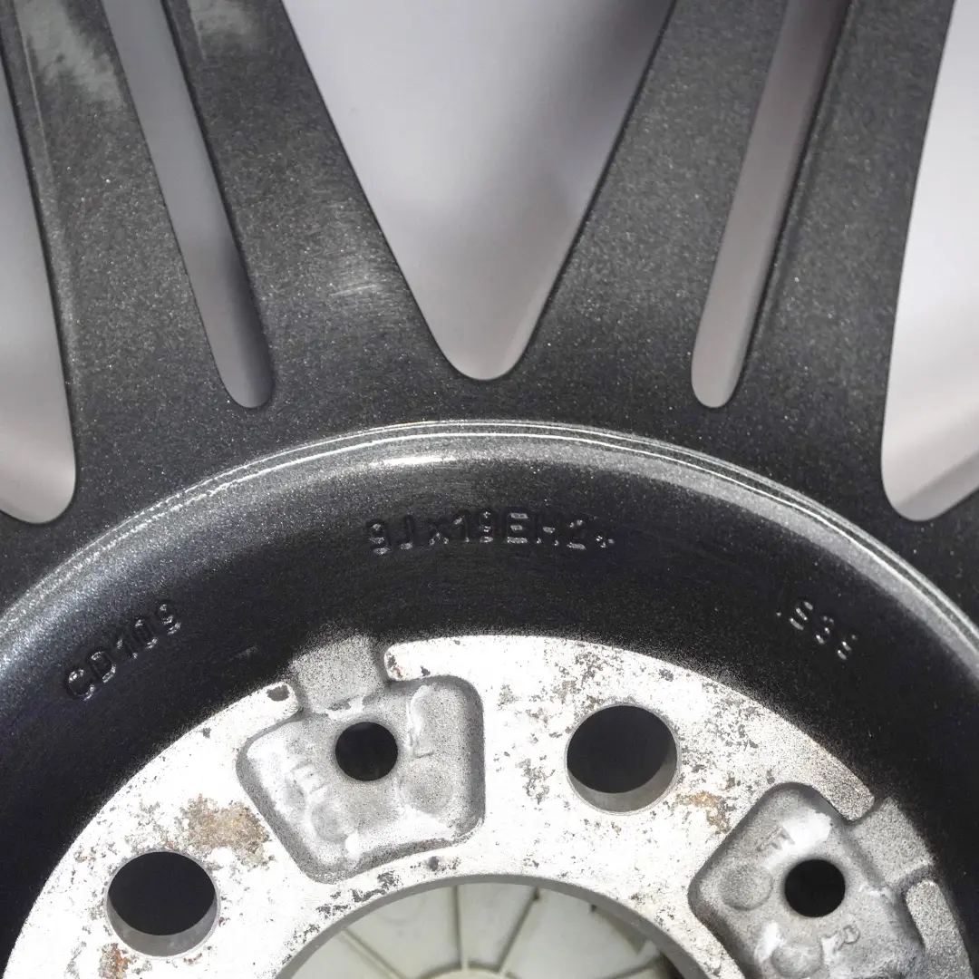 BMW E90 E92 Jante arrière grise en alliage 19" M Double Spoke 225 9J - SKU 8037142-8 - Numéro de pièce 8037142