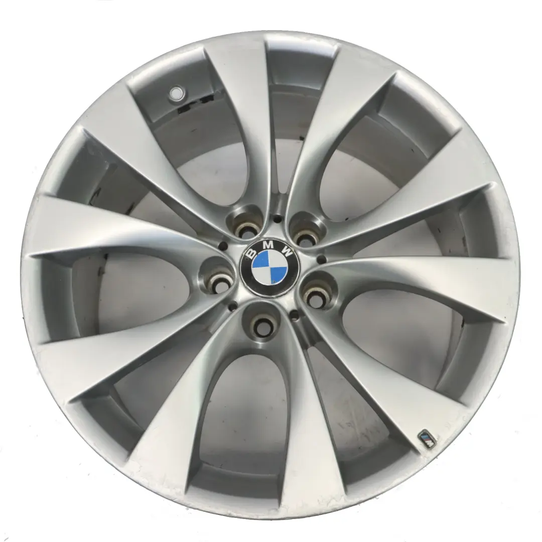Argento Cerchio posteriore lega 20" M V-spoke 227 ET:35 11J per BMW X5 E70 con numero di parte 8037350 BMW X5 E70 Argento Cerchio posteriore lega 20" M V-spoke 227 ET:35 11J - SKU 8037350-4 - Numero di parte 8037350