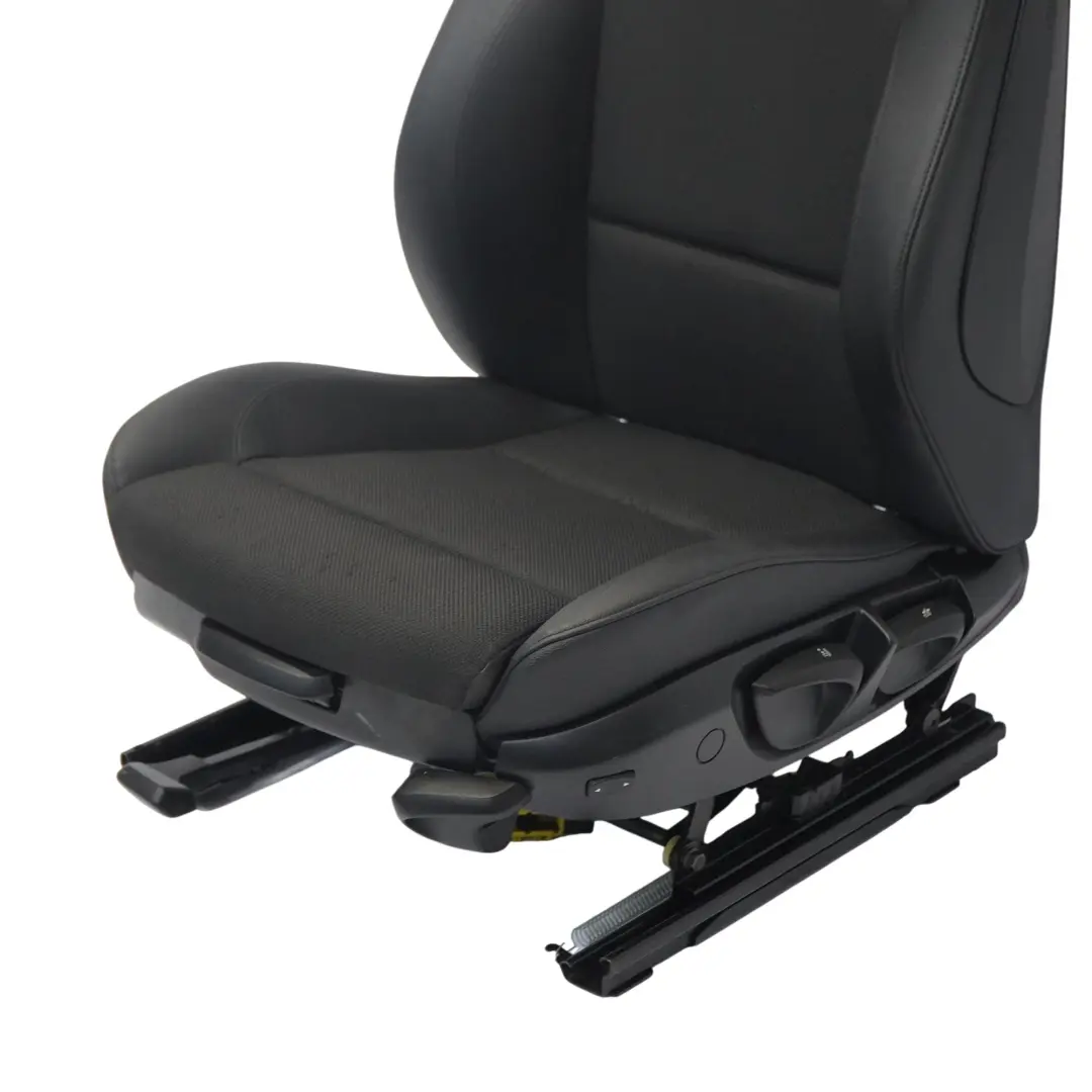 BMW E81 Fotel Sport Przedni Lewy Przód Półskóra Imitacja Skóry - SKU 8039667-1 - Numer Części 8039667