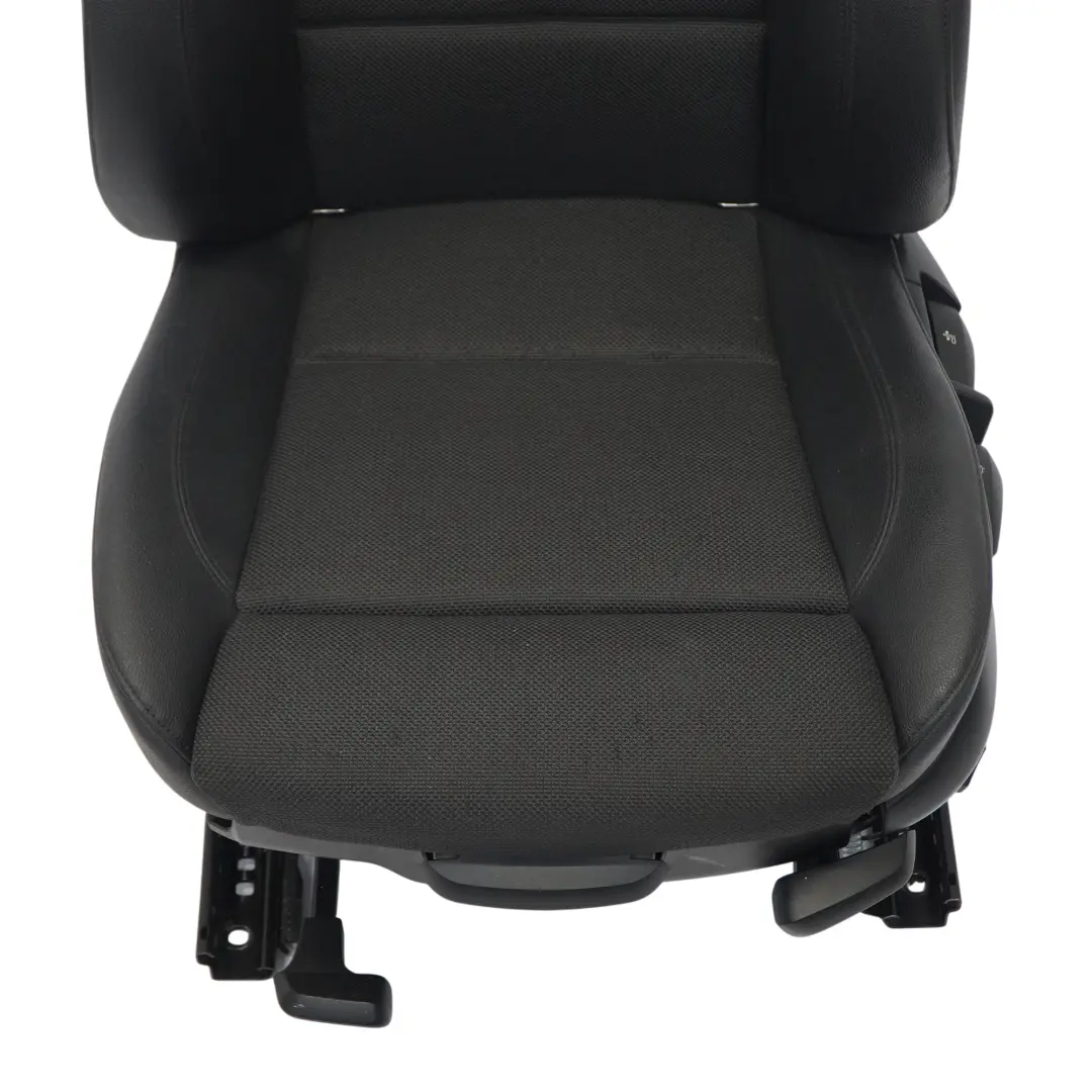 BMW E81 Siège Sport Avant Gauche Intérieur Tissu / Simili Cuir Noir - SKU 8039667-1 - Numéro de pièce 8039667