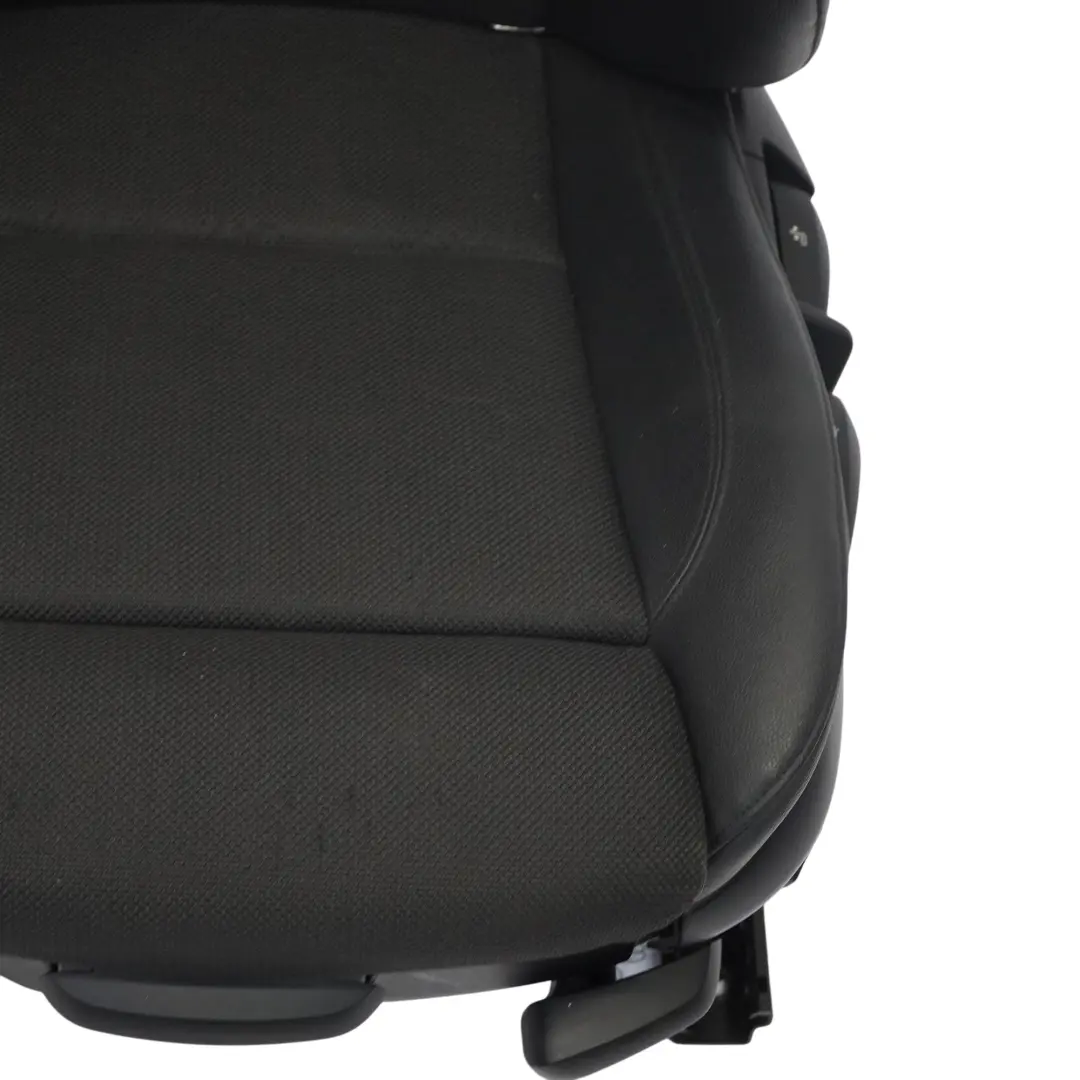BMW E81 Siège Sport Avant Gauche Intérieur Tissu / Simili Cuir Noir - SKU 8039667-1 - Numéro de pièce 8039667