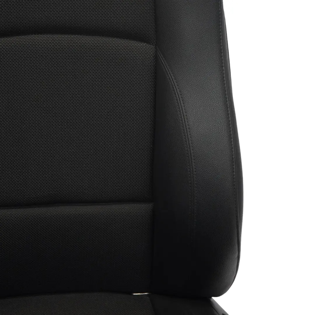 BMW E81 Siège Sport Avant Gauche Intérieur Tissu / Simili Cuir Noir - SKU 8039667-1 - Numéro de pièce 8039667