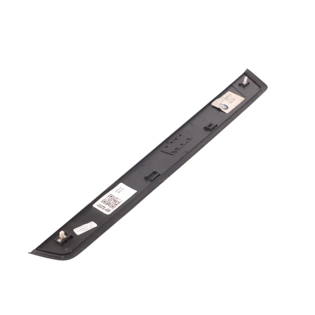 Porta d'ingresso Sill Strip anteriore sinistra Trim per BMW E89 M Sport con numero di parte 8040123 BMW E89 M Sport Porta d'ingresso Sill Strip anteriore sinistra Trim - SKU 8040123 - Numero di parte 8040123