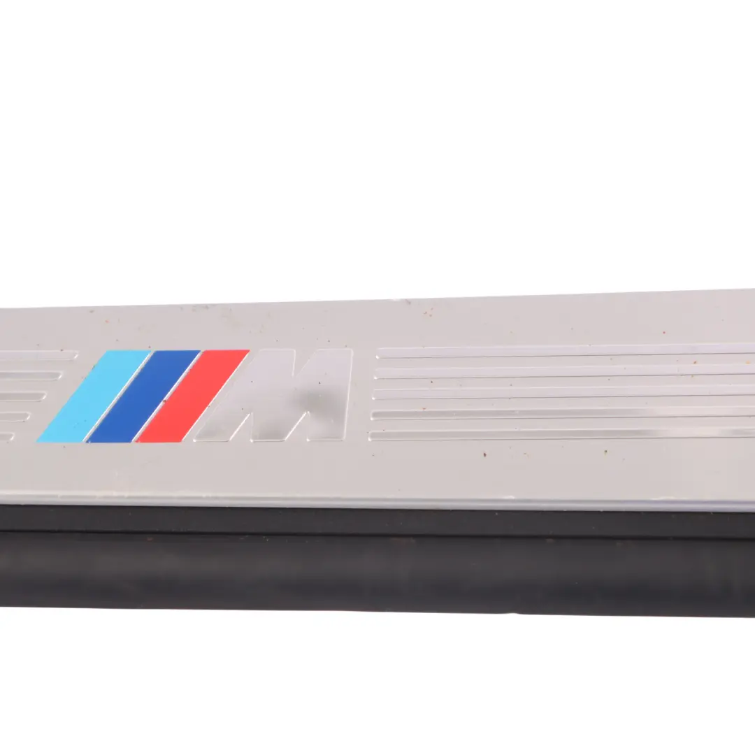 Nakładka Listwa Progowa Przednia Prawa 7 do BMW E89 M Sport o numerze 8040124 BMW E89 M Sport Nakładka Listwa Progowa Przednia Prawa 7 - SKU 8040124 - Numer Części 8040124