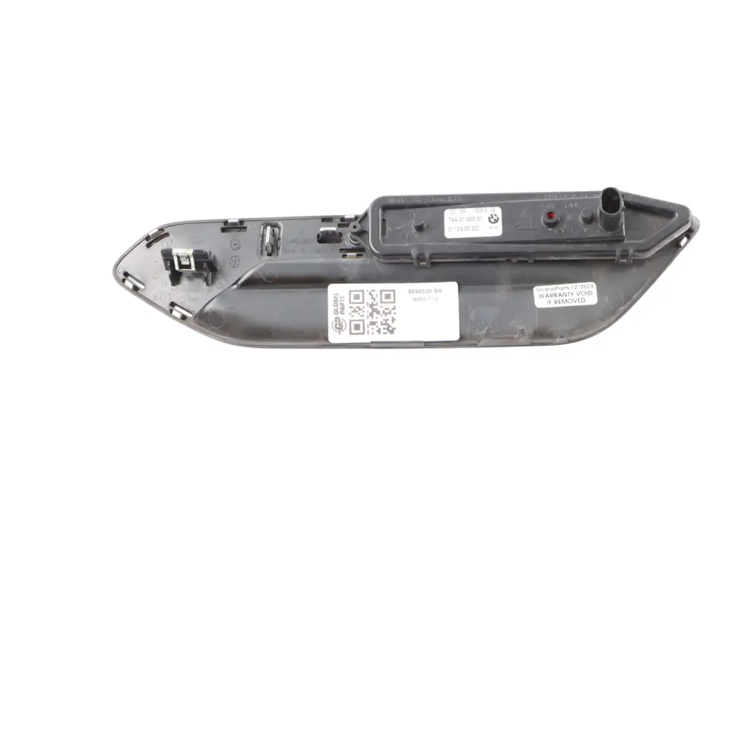 Front Fender Turn Signal Marker Right O/S Black Sapphire 475 to BMW F13 M6 with Part number 8050520 BMW F13 M6 Front Fender Turn Signal Marker Right O/S Black Sapphire 475 - SKU 8050520-BS - Part number 8050520