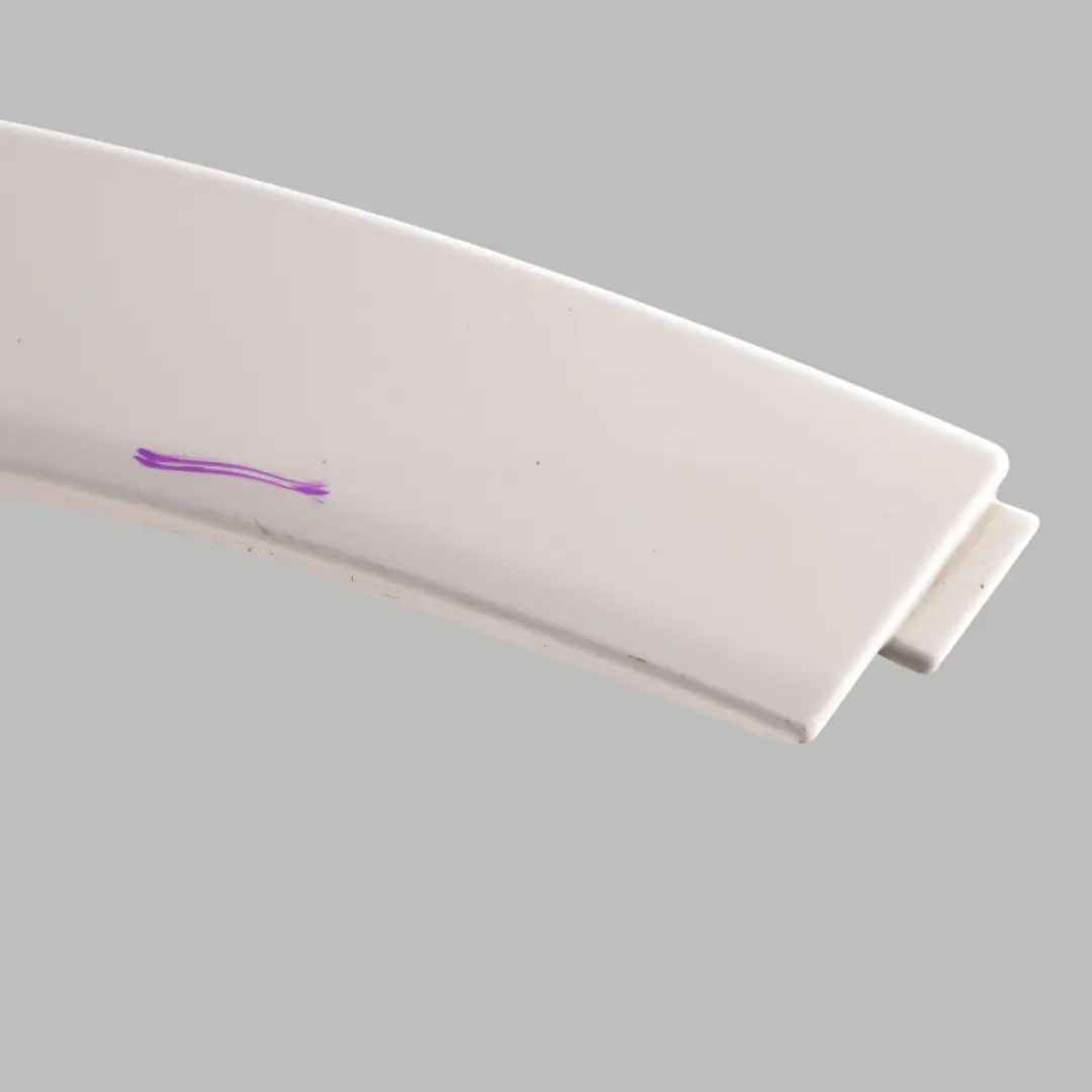 Moulure passage roue arrière droite Alpinweiss 3 - 300 pour BMW X3 F25 M Sport à propos du numéro de pièce 8052078 BMW X3 F25 M Sport Moulure passage roue arrière droite Alpinweiss 3 - 300 - SKU 8052078-AW - Numéro de pièce 8052078