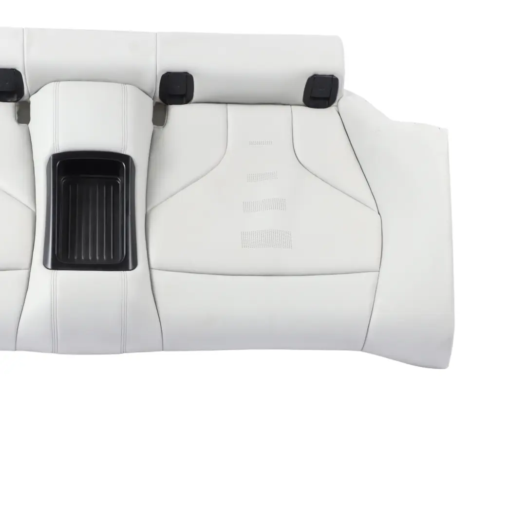 Kanapa Sofa Skóra Merino Silverstone Szara Tylna Tył do BMW F82 M4 o numerze 8058175 BMW F82 M4 Kanapa Sofa Skóra Merino Silverstone Szara Tylna Tył - SKU 8058175 - Numer Części 8058175