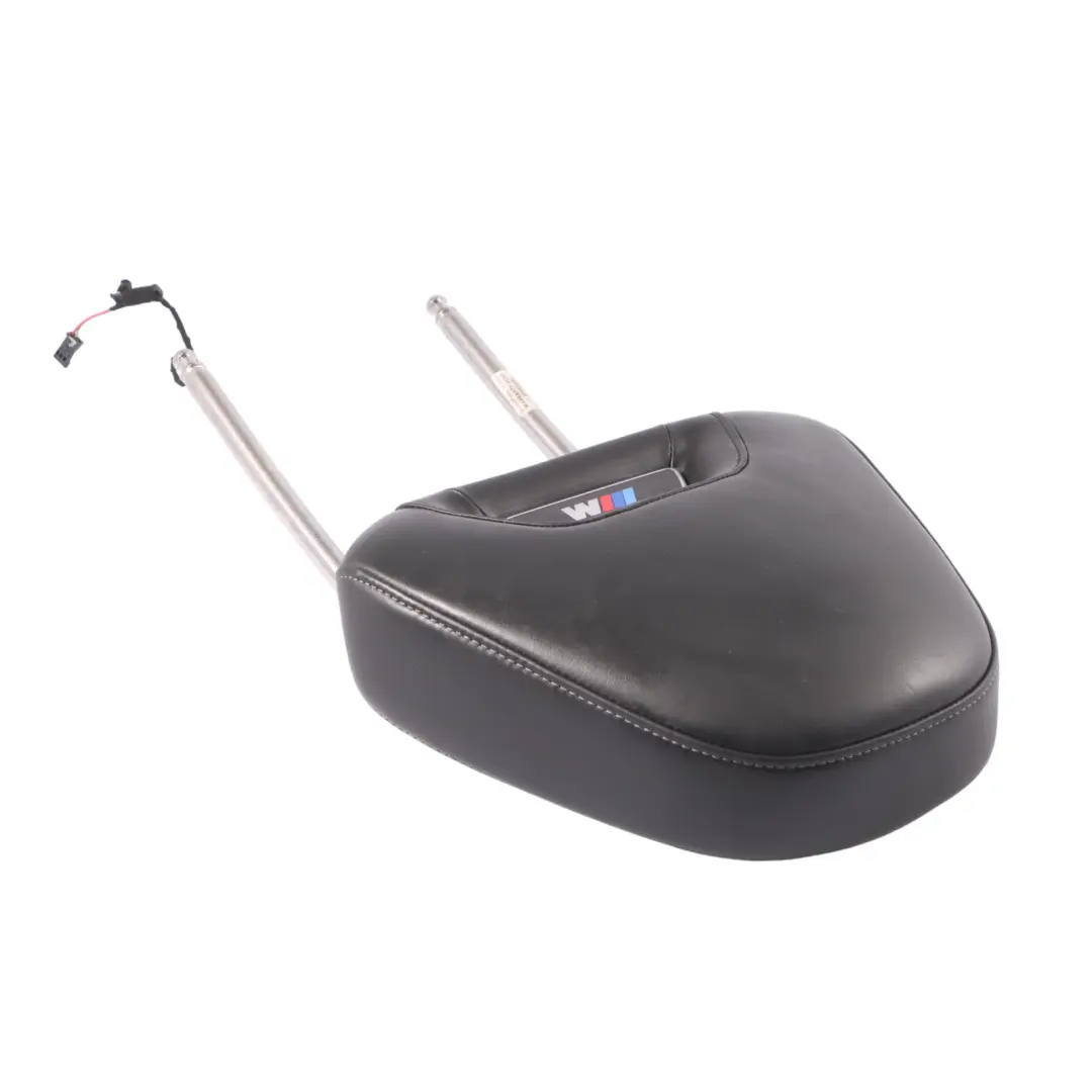 Zagłówek Fotela Przód Lewy Prawy Skóra Merino Czarna do BMW X3 M F97 X4 M F98 o numerze 8067185 BMW X3 M F97 X4 M F98 Zagłówek Fotela Przód Lewy Prawy Skóra Merino Czarna - SKU 8067185 - Numer Części 8067185