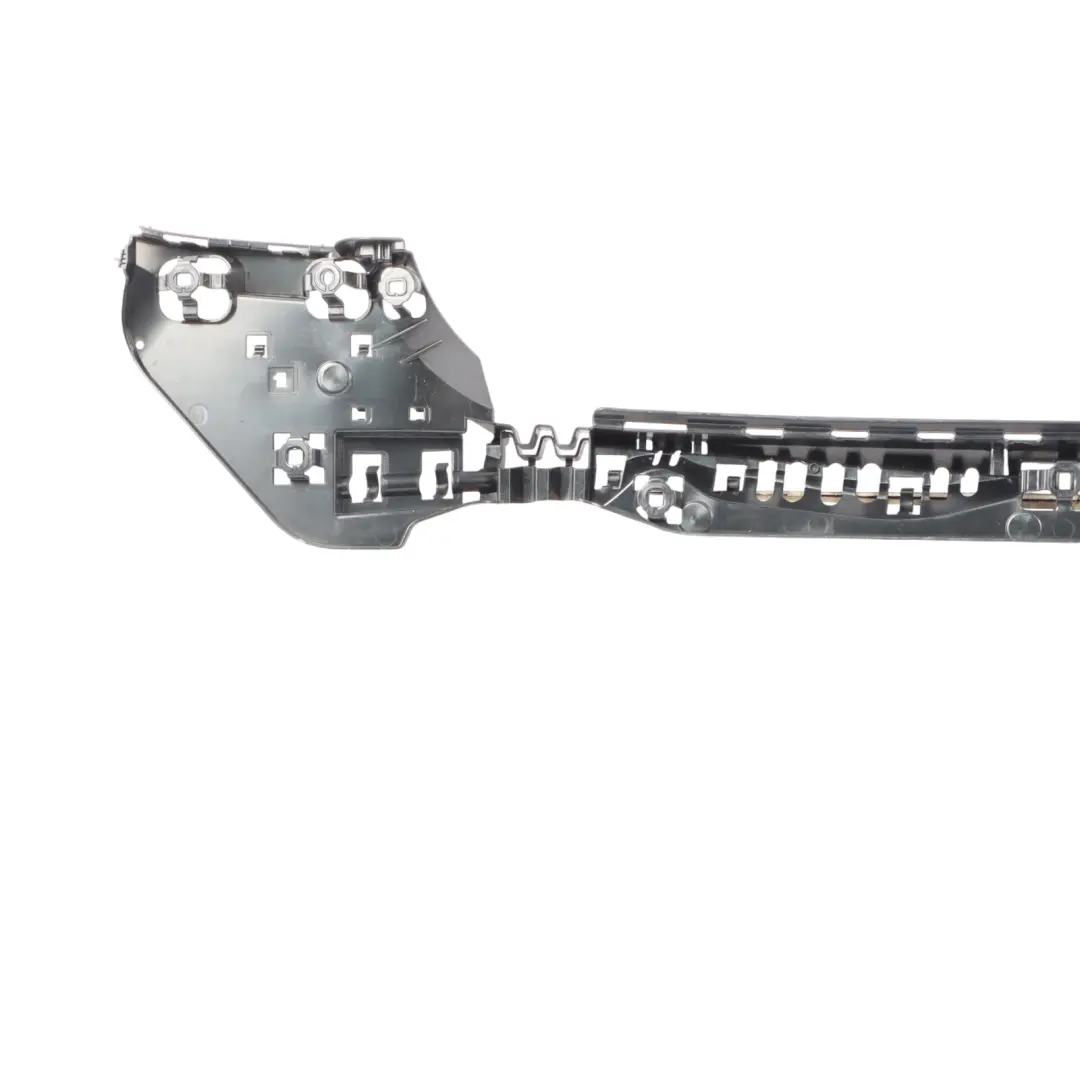 Guía Parachoques Trasero BMW G30 F90 M5 Soporte Central Montaje M Sport para con número de pieza 8067762 Guía Parachoques Trasero BMW G30 F90 M5 Soporte Central Montaje M Sport - SKU 8067762 - Número de pieza 8067762