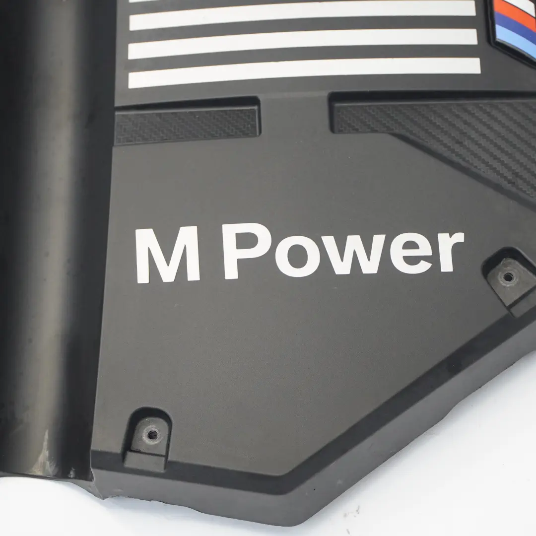 Couvercle moteur BMW X3M F97 X4M F98 Essence S58 Garniture supérieur pour à propos du numéro de pièce 8093911 Couvercle moteur BMW X3M F97 X4M F98 Essence S58 Garniture supérieur - SKU 8093911 - Numéro de pièce 8093911