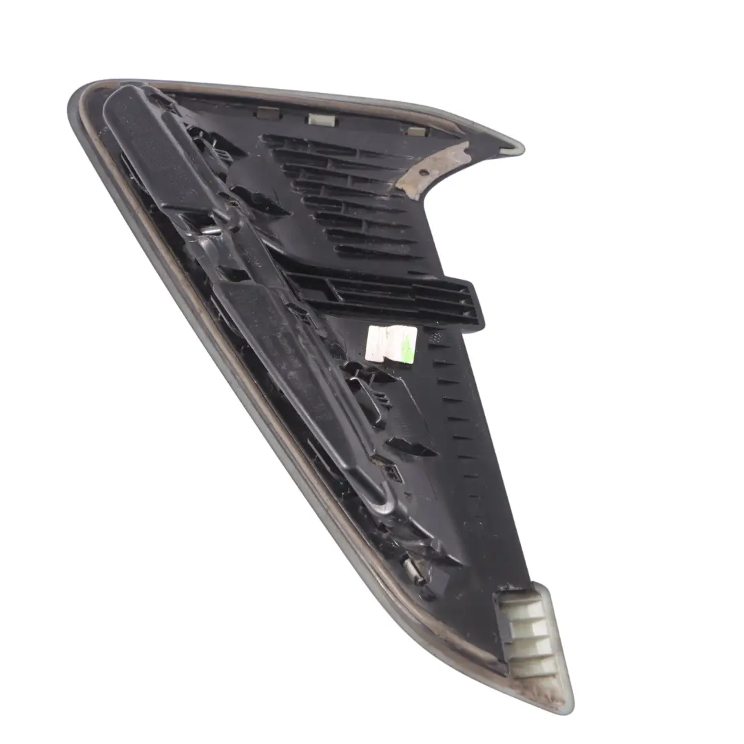Conducto Aire Panel Lateral Guardabarros Delantero Derecho para BMW X4 M F98 con número de pieza 8094226 BMW X4 M F98 Conducto Aire Panel Lateral Guardabarros Delantero Derecho - SKU 8094226 - Número de pieza 8094226