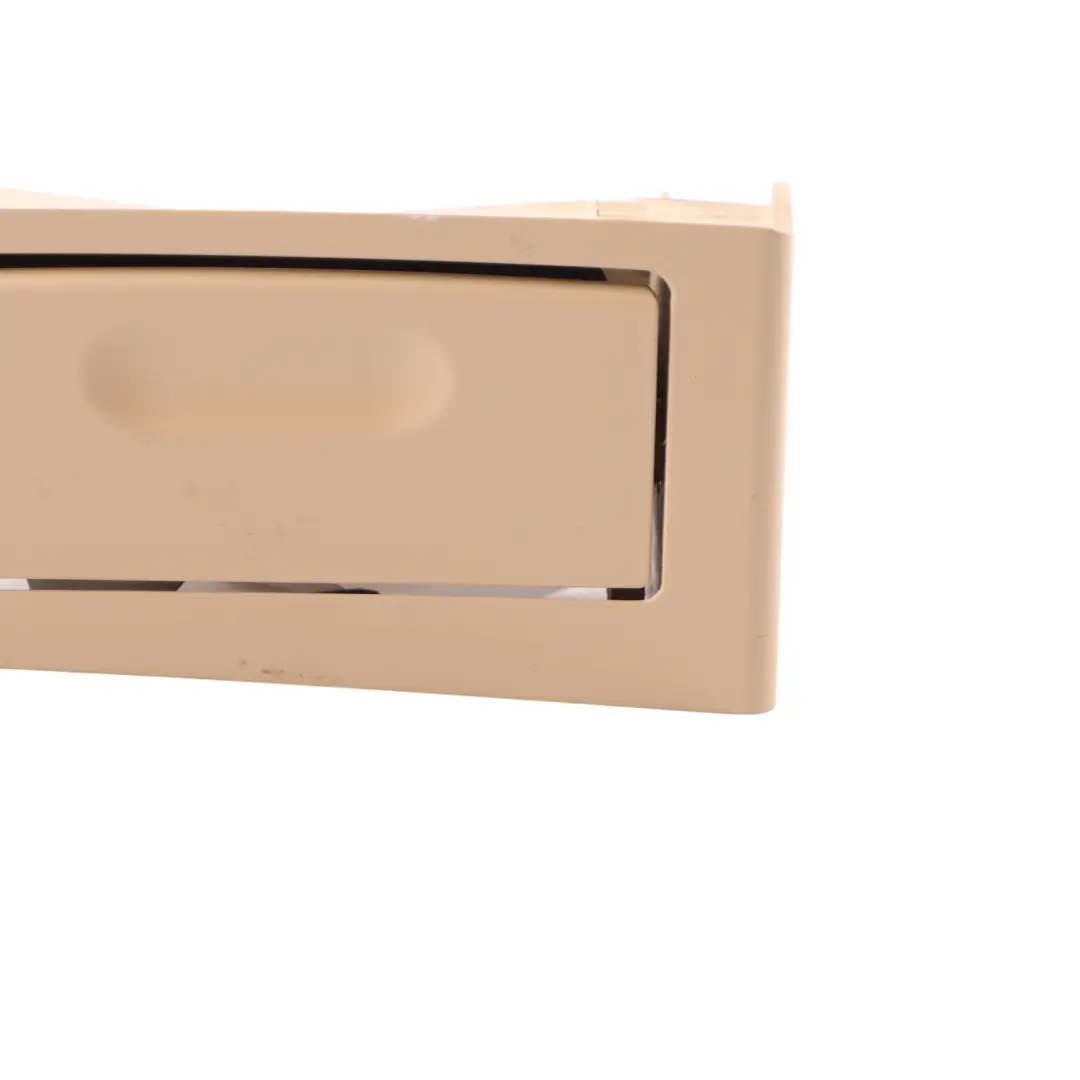 Popielniczka Drzwi Tylnych Lewych Beżowa do BMW E60 E61 o numerze 7079401 BMW E60 E61 Popielniczka Drzwi Tylnych Lewych Beżowa - SKU 7079401 - Numer Części 7079401