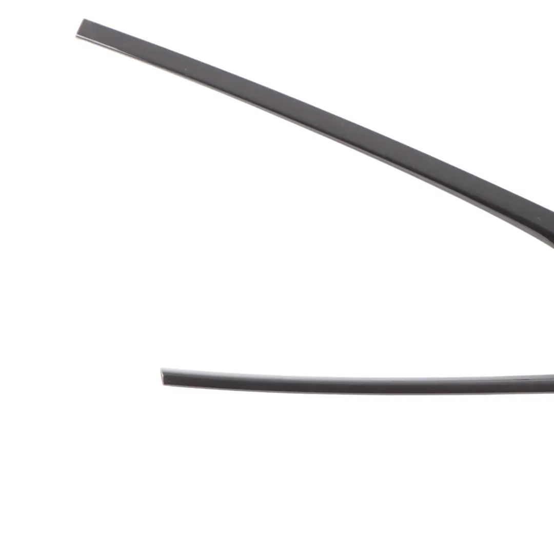 Strip Cover Rear Left N/S Side Window Finisher High Gloss to BMW G32 GT with Part number 8495573 BMW G32 GT Strip Cover Rear Left N/S Side Window Finisher High Gloss - SKU 8495573 - Part number 8495573