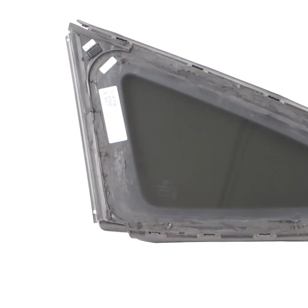 Quarter Side Triangle Window Glass Fixed Right O/S to BMW G32 Rear with Part number 8495578 BMW G32 Rear Quarter Side Triangle Window Glass Fixed Right O/S - SKU 8495578 - Part number 8495578