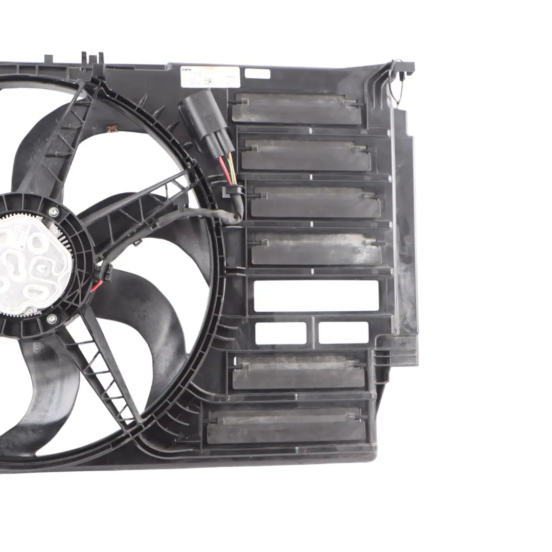 Cooling Radiator Fan Motor 400W Diesel to BMW X1 F48 Mini F54 F60 Engine with Part number 8596240 BMW X1 F48 Mini F54 F60 Engine Cooling Radiator Fan Motor 400W Diesel - SKU 8596240 - Part number 8596240
