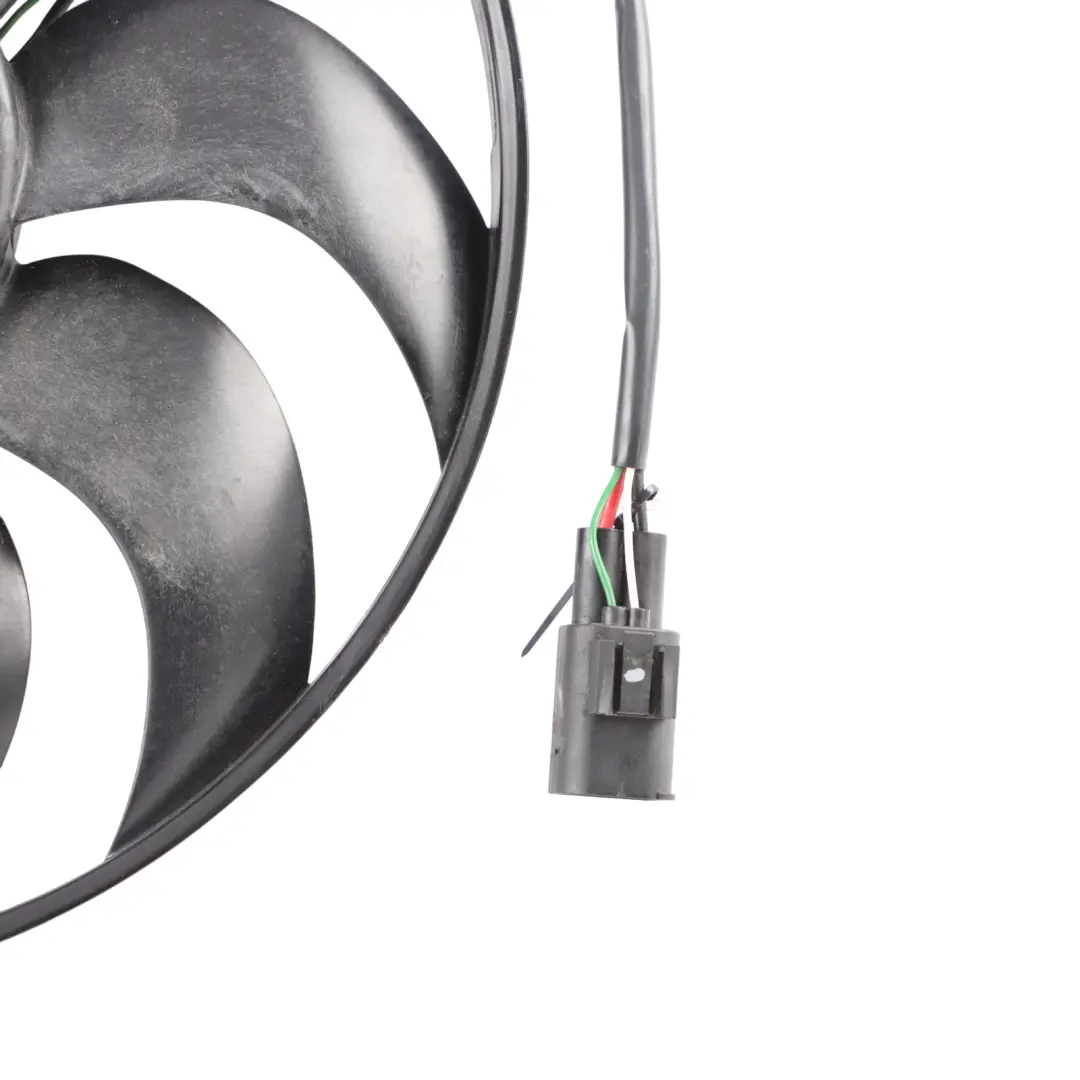 Fan Motor BMW G30 G32 Cooling Radiator Fan Engine 600W Diesel to with Part number 8655846 Fan Motor BMW G30 G32 Cooling Radiator Fan Engine 600W Diesel - SKU 8655846 - Part number 8655846