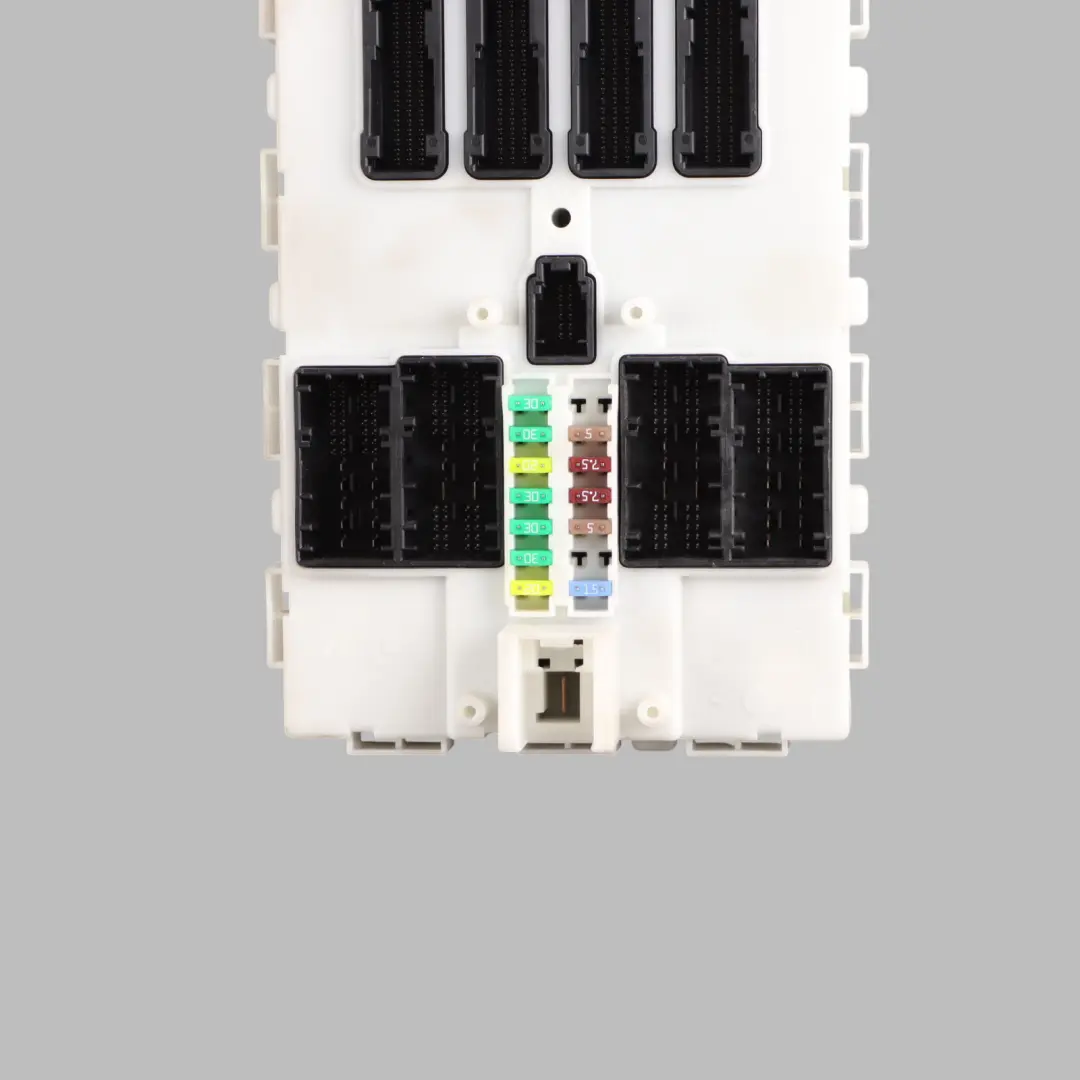 Body Control Unit Basic Module BCM to Mini Countryman Cooper F60 with Part number 8714637 Mini Countryman Cooper F60 Body Control Unit Basic Module BCM - SKU 8714637 - Part number 8714637