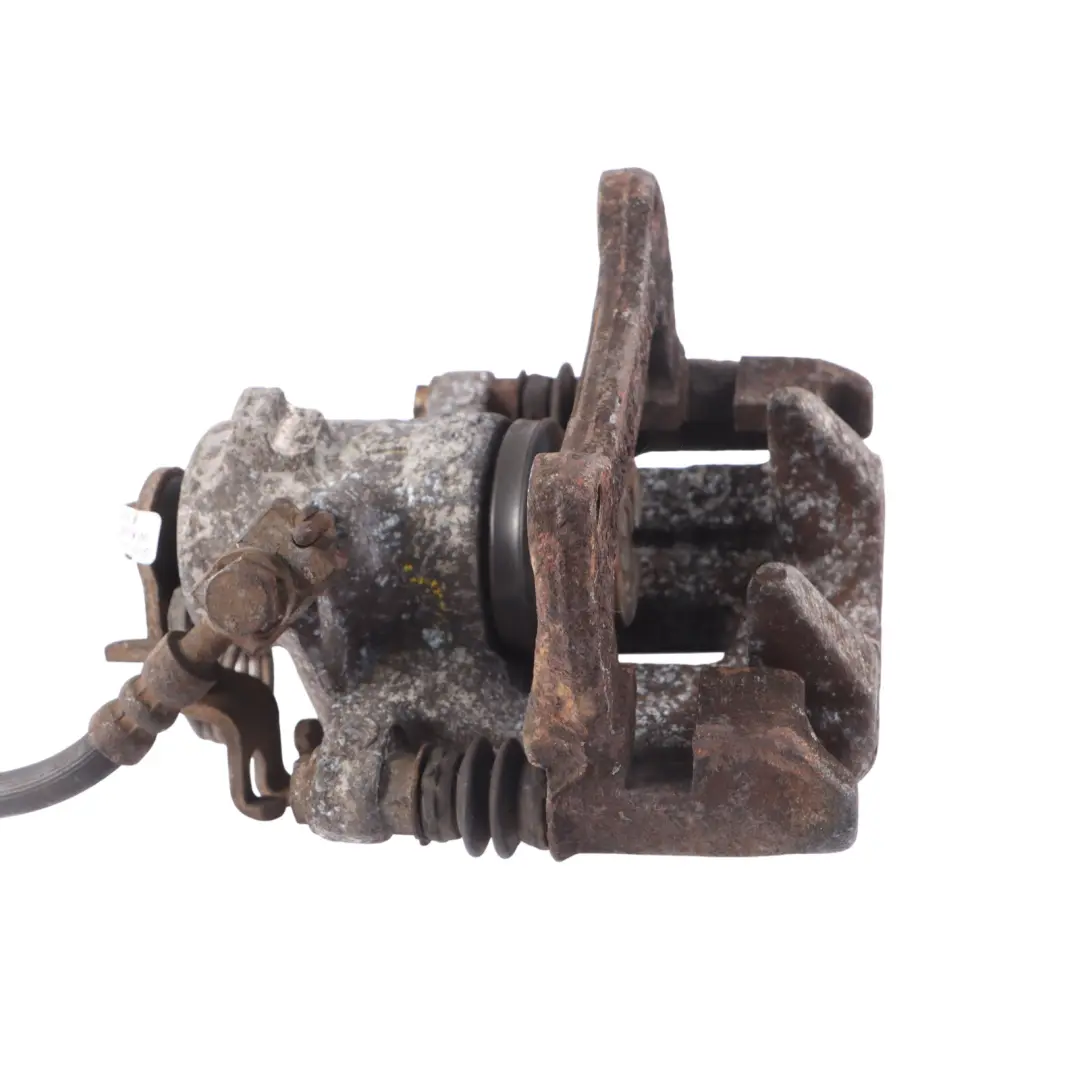 Boîtier d'étrier de frein arrière droit pour Audi A4 B6 à propos du numéro de pièce 8E0615424B Audi A4 B6 Boîtier d'étrier de frein arrière droit - SKU 8E0615424B - Numéro de pièce 8E0615424B