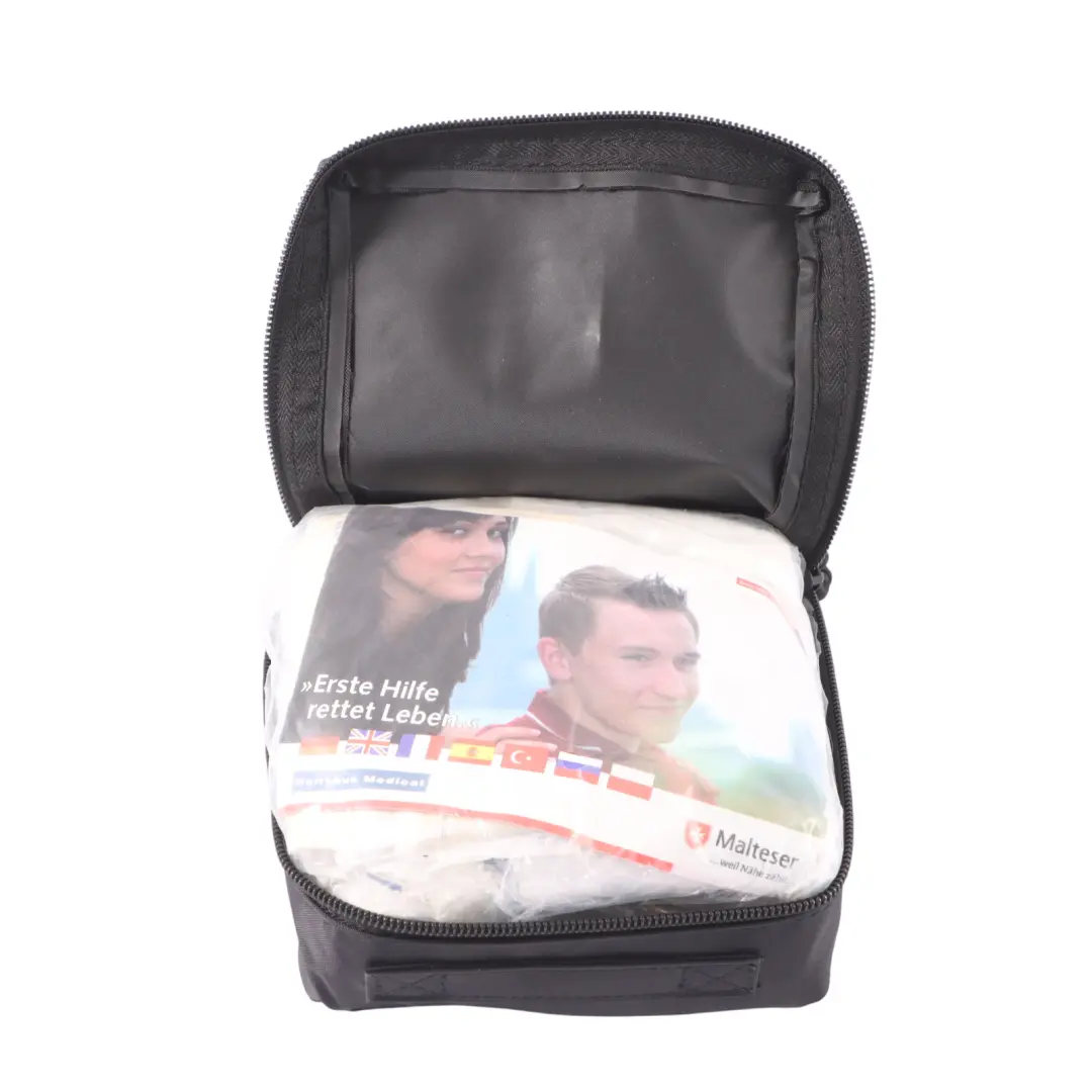 Audi Universal Erste Hilfe Notfall Kit Medizinische Tasche Schwarz - SKU 8J7860282B - Teilenummer 8J7860282B
