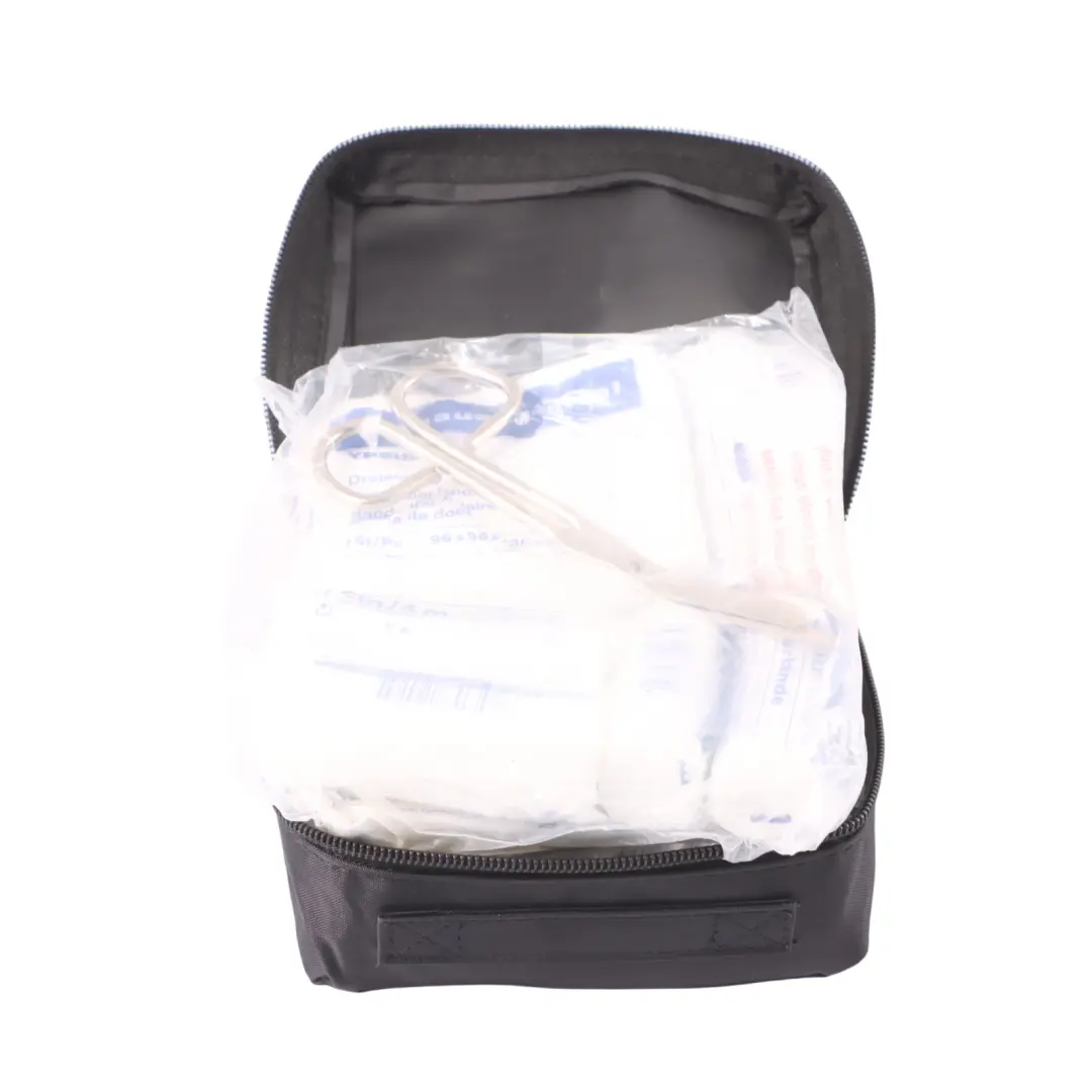 Botiquín de primeros auxilios universal Audi Bolsa negra para con número de pieza 8J7860282B Botiquín de primeros auxilios universal Audi Bolsa negra - SKU 8J7860282B - Número de pieza 8J7860282B