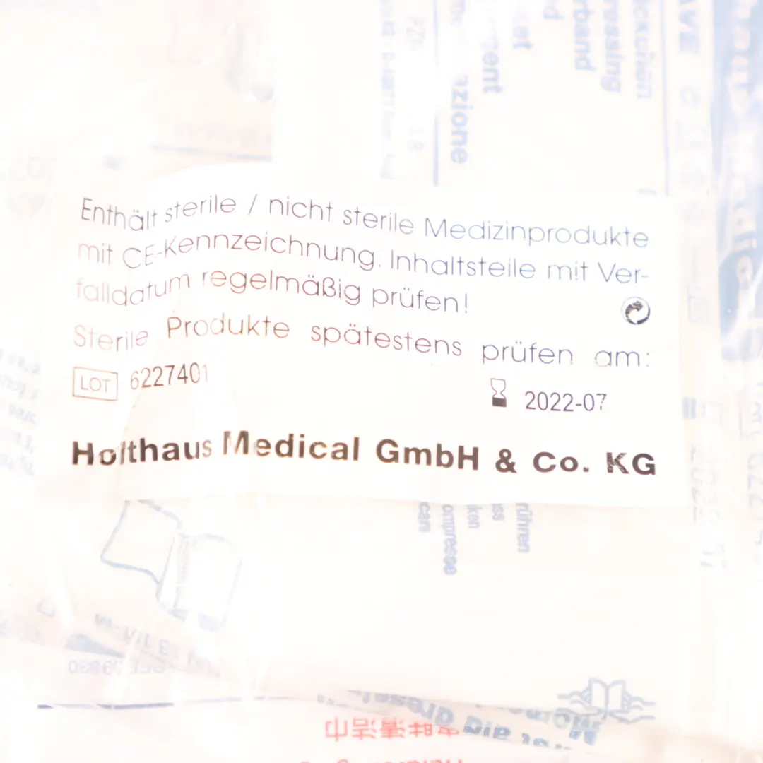 Universal First Aid Emergency Medical Kit Black Pouch to Audi with Part number 8J7860282B Audi Universal First Aid Emergency Medical Kit Black Pouch - SKU 8J7860282B - Part number 8J7860282B