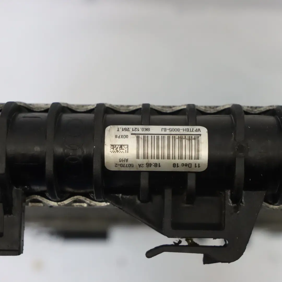 Audi A4 B8 2.0 TDI Moteur Refroidissement Radiateur Intercooler - SKU 8K0121251T - Numéro de pièce 8K0121251T