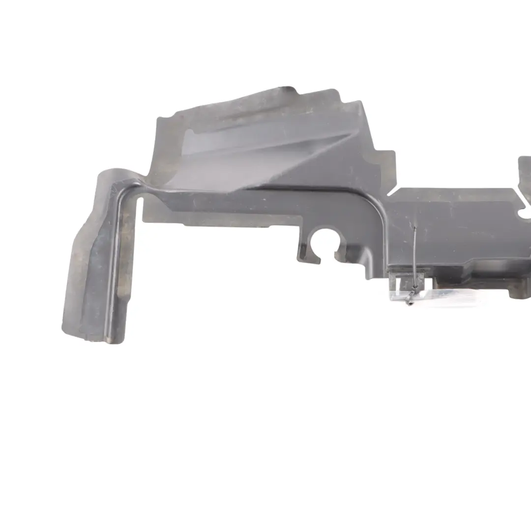 Guide Left N/S Coolant Radiator to Audi RS4 B8 Avant 4.2 Petrol FSI Air with Part number 8K0121283R Audi RS4 B8 Avant 4.2 Petrol FSI Air Guide Left N/S Coolant Radiator - SKU 8K0121283R - Part number 8K0121283R