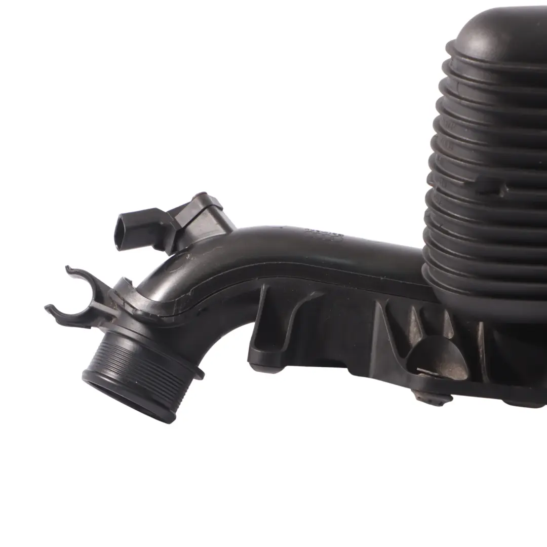 Tuyau d'admission d'air de suralimentation pour Audi Q5 Intercooler à propos du numéro de pièce 8K0145673AJ Audi Q5 Intercooler Tuyau d'admission d'air de suralimentation - SKU 8K0145673AJ - Numéro de pièce 8K0145673AJ