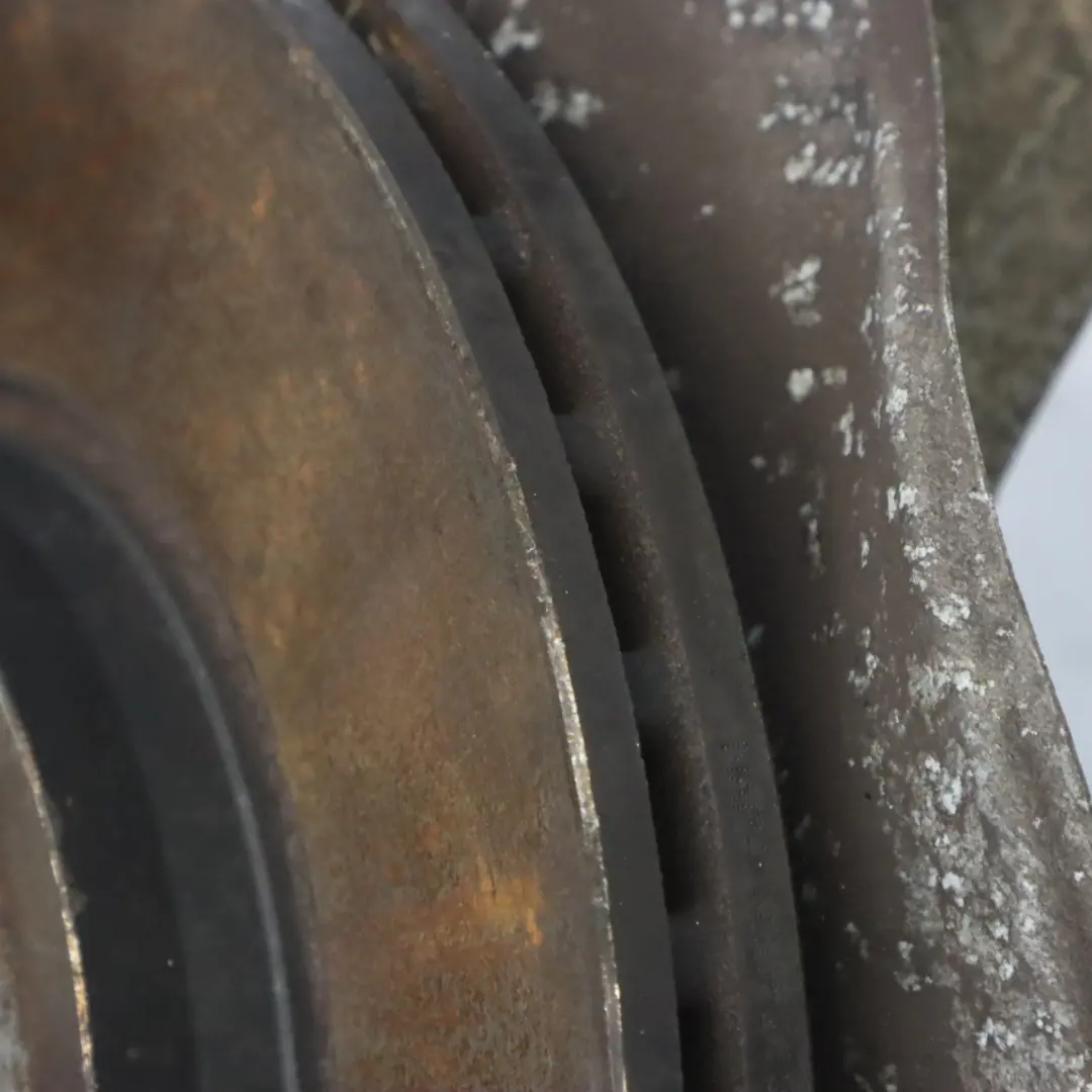 Audi A4 B8 2.0 TDI Suspension Jambes Avant Droite Ressort jambe Roue Moyeu - SKU 8K0413031CH-1 - Numéro de pièce 8K0413031CH