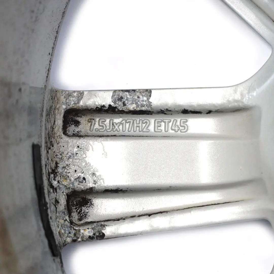 Audi A4 B8 A5 8T Srebrna Felga Aluminiowa 17" ET:45 7,5J 8K0601025B - SKU 8K0601025B-2 - Numer Części 8K0601025B-2